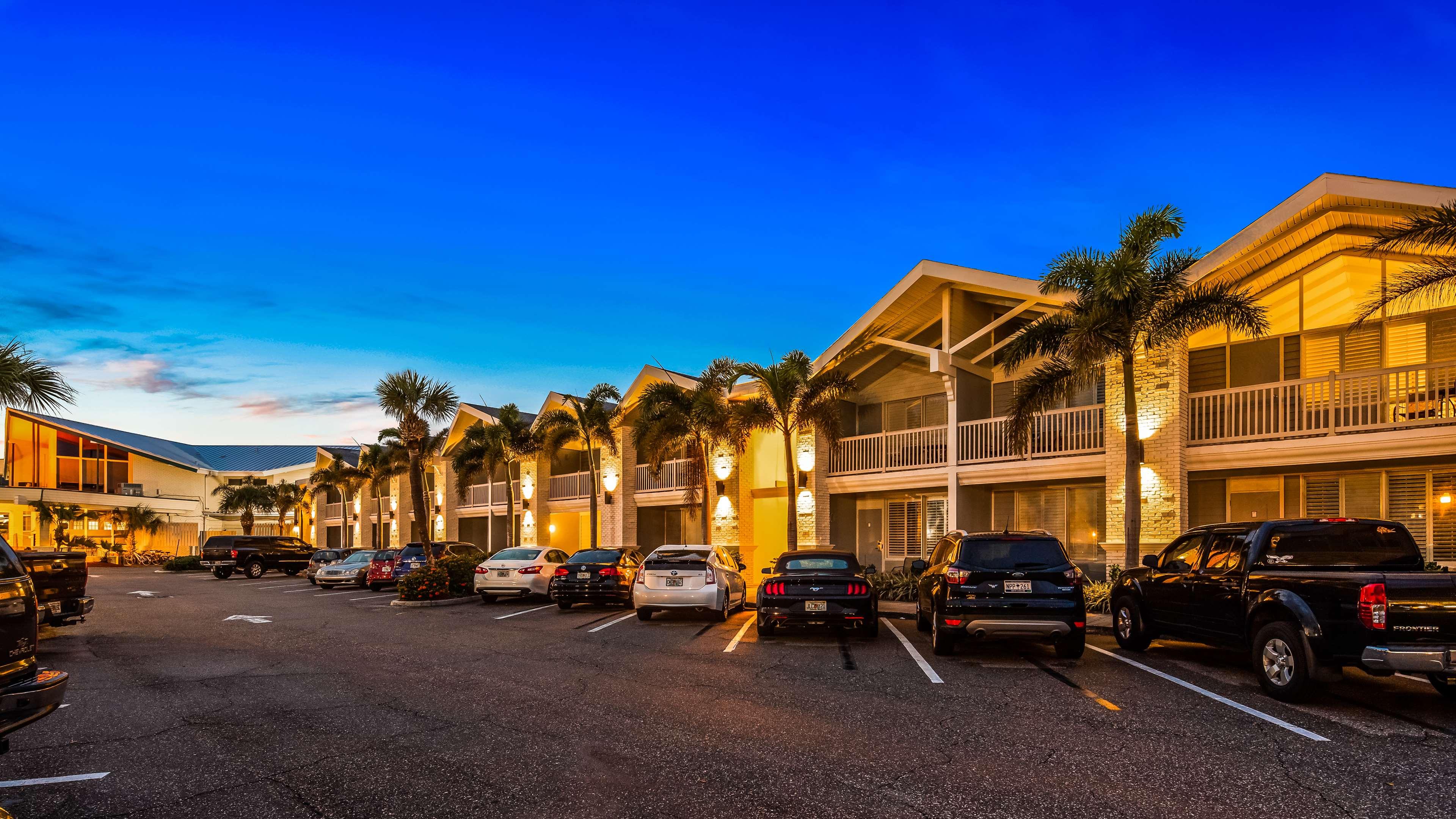 Best Western Plus Yacht Harbor Inn — photo 5