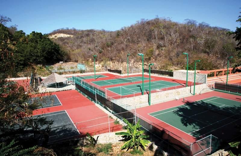 Las Brisas Huatulco — photo 3
