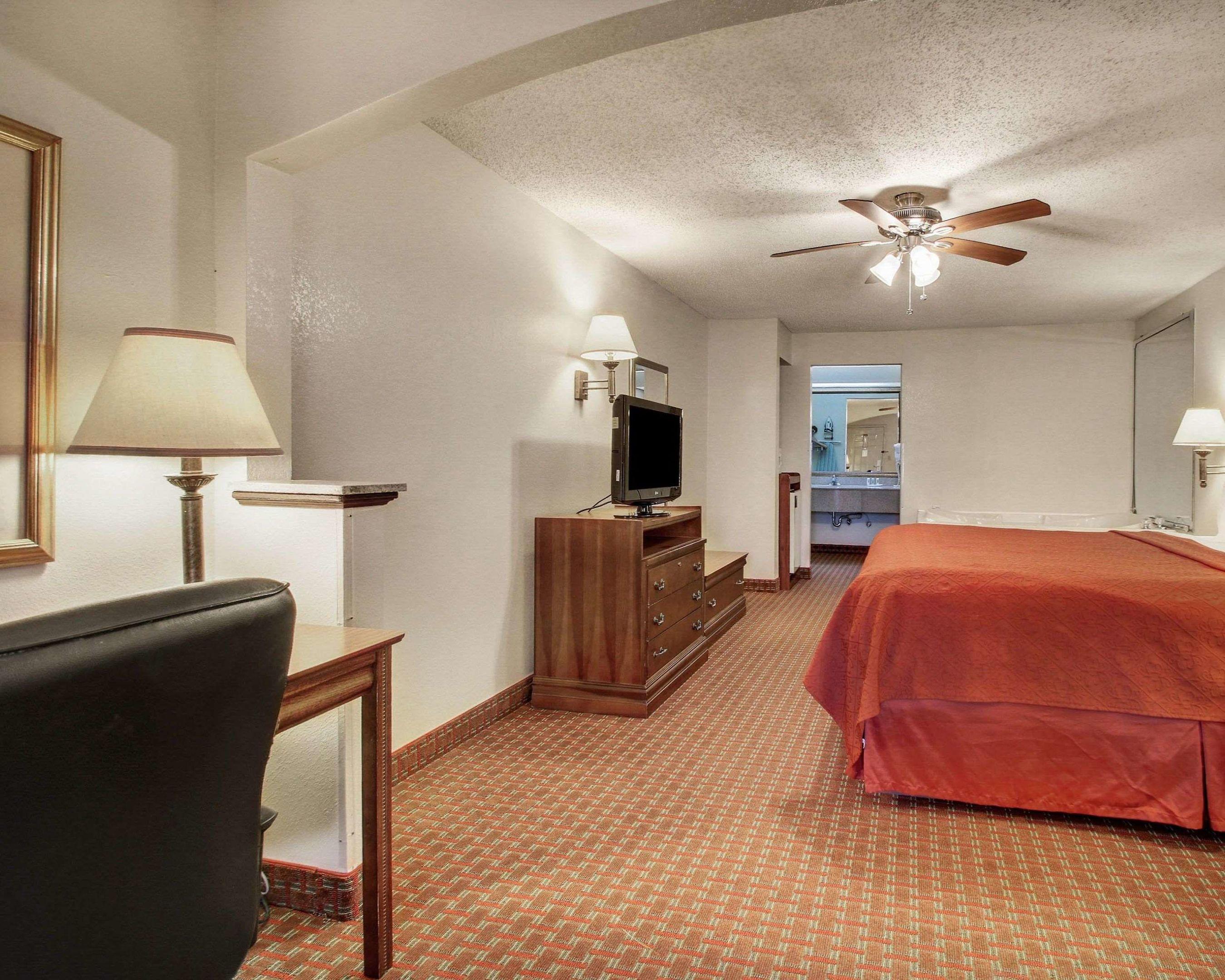 Quality Inn — photo 5