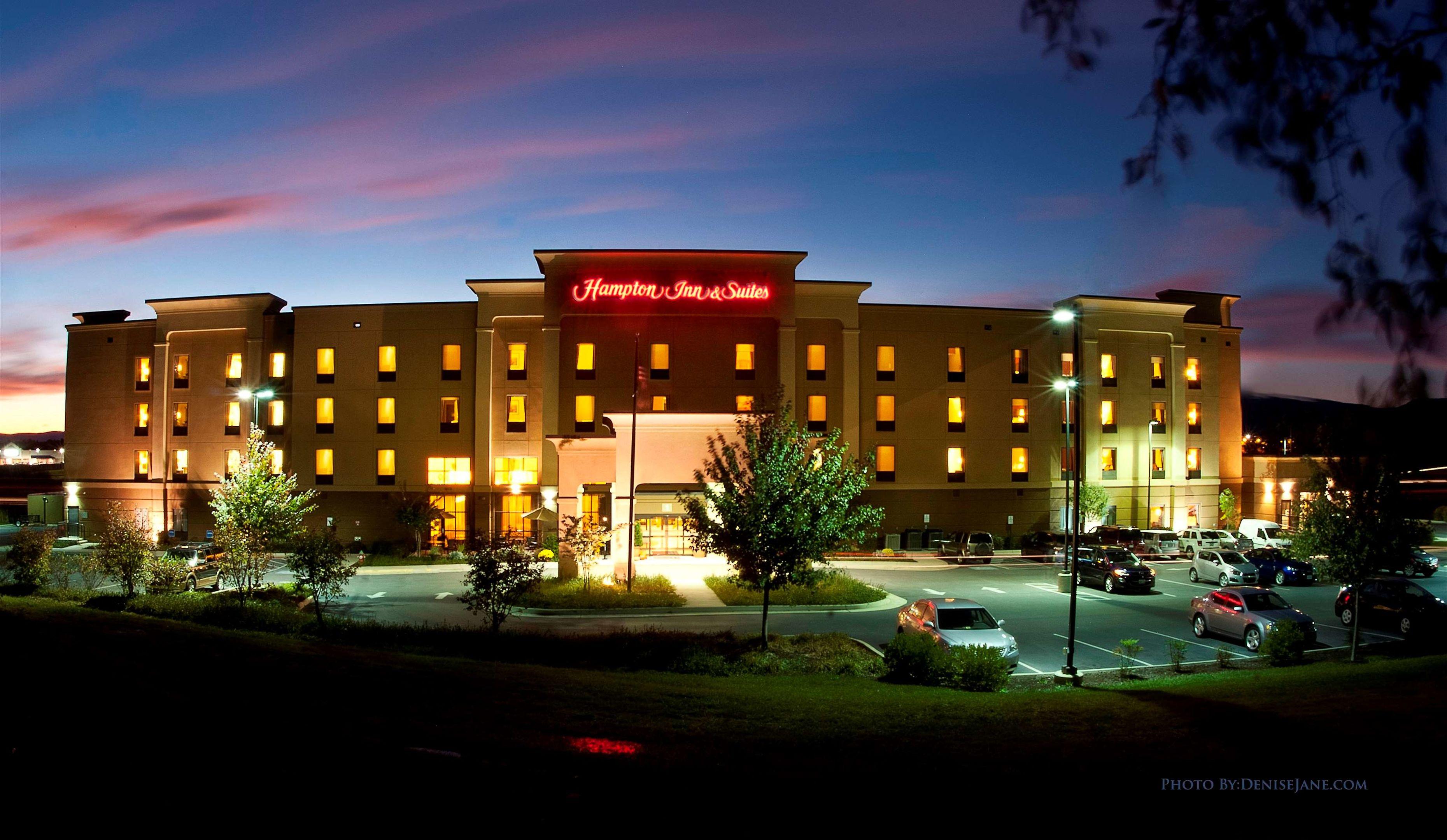 Hampton Inn And Suites Woodstock — photo 3