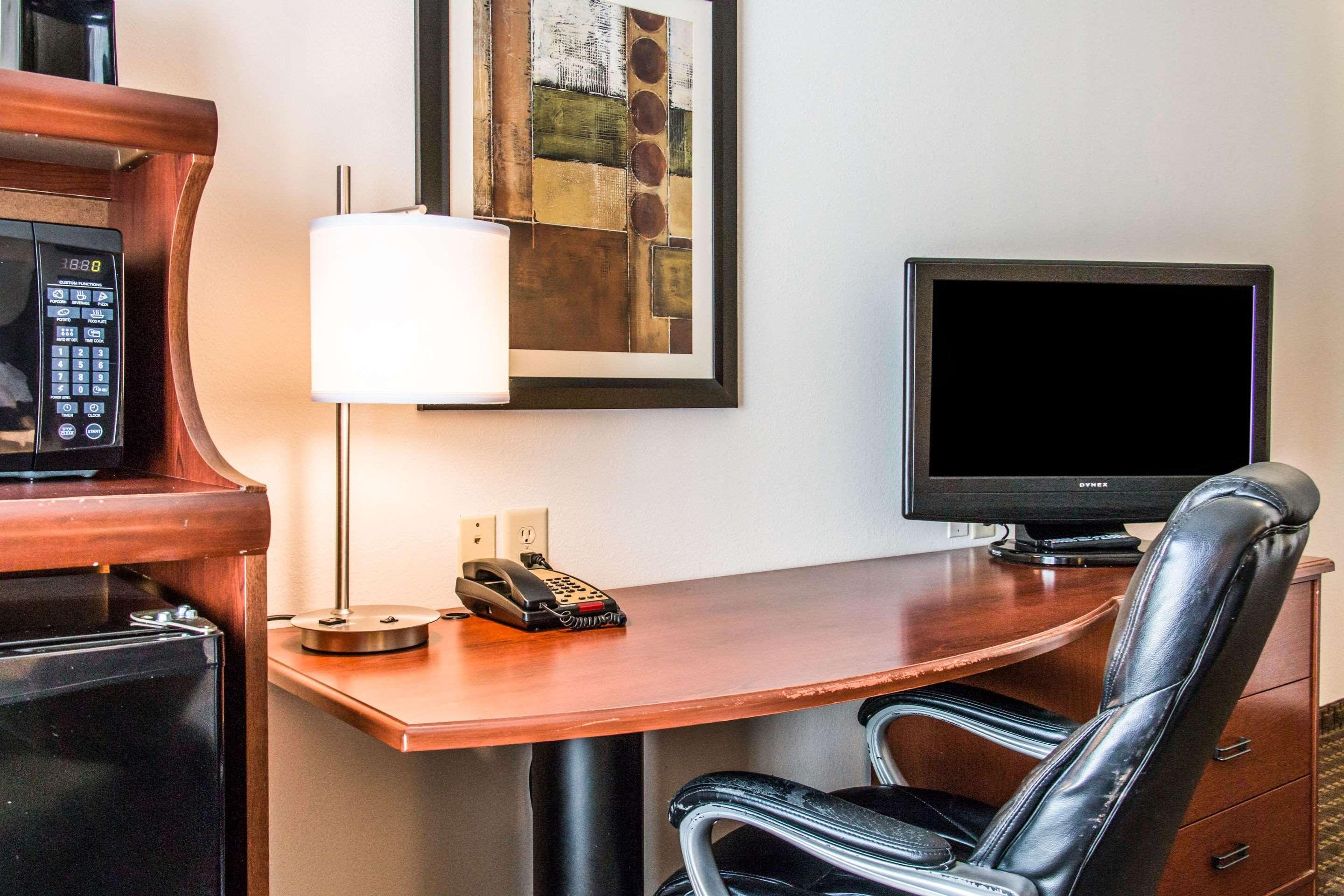 Sleep Inn & Suites — photo 5