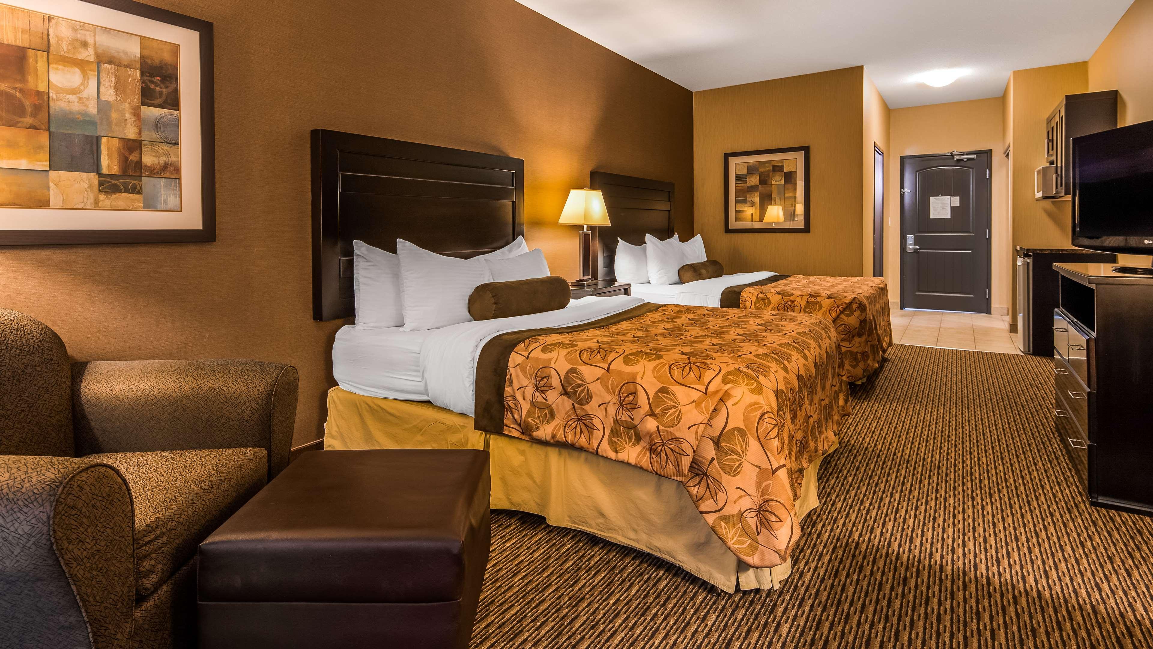 Best Western Plus Estevan Inn & Suites — photo 5