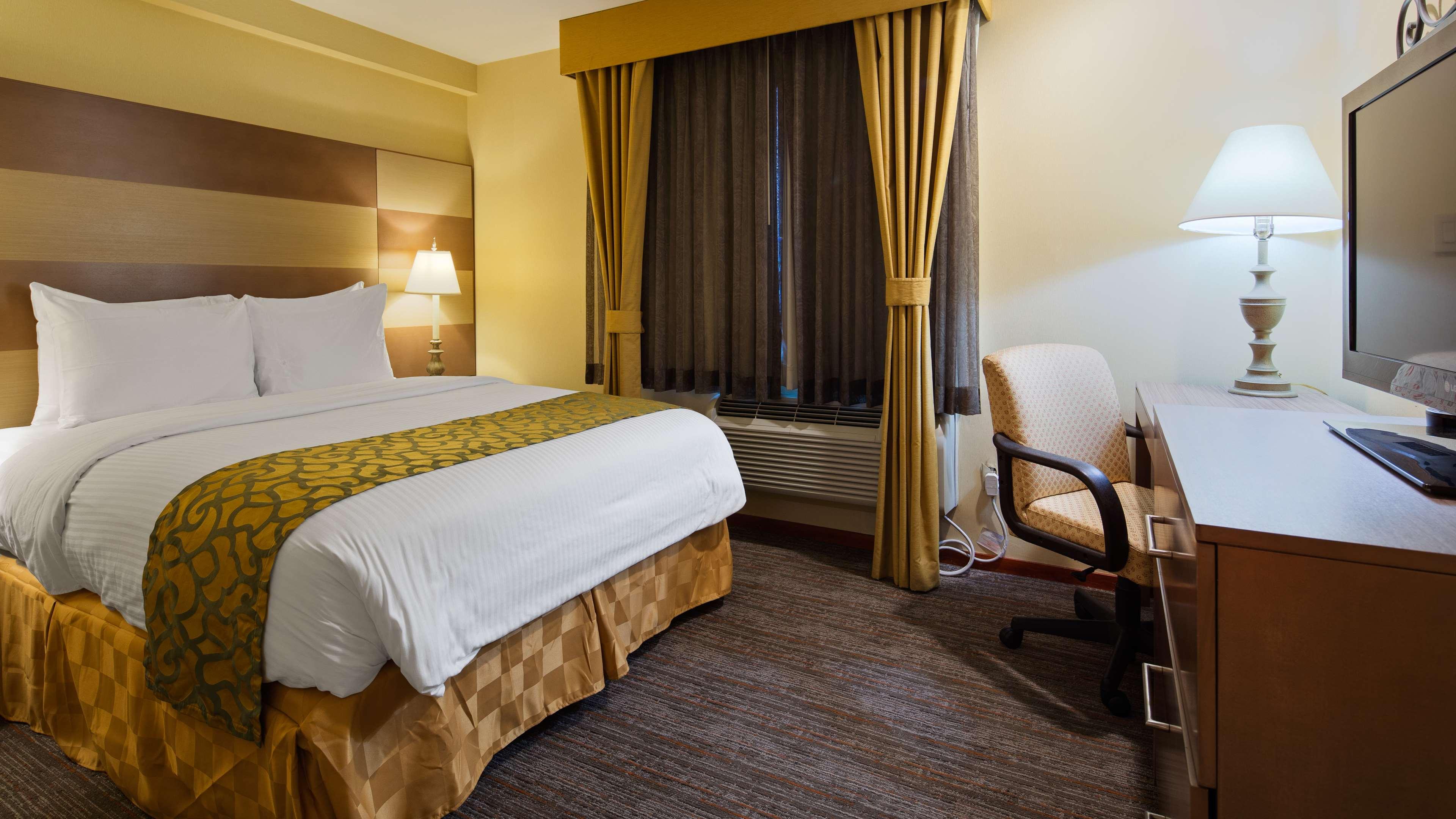Best Western Queens Court Hotel — photo 4