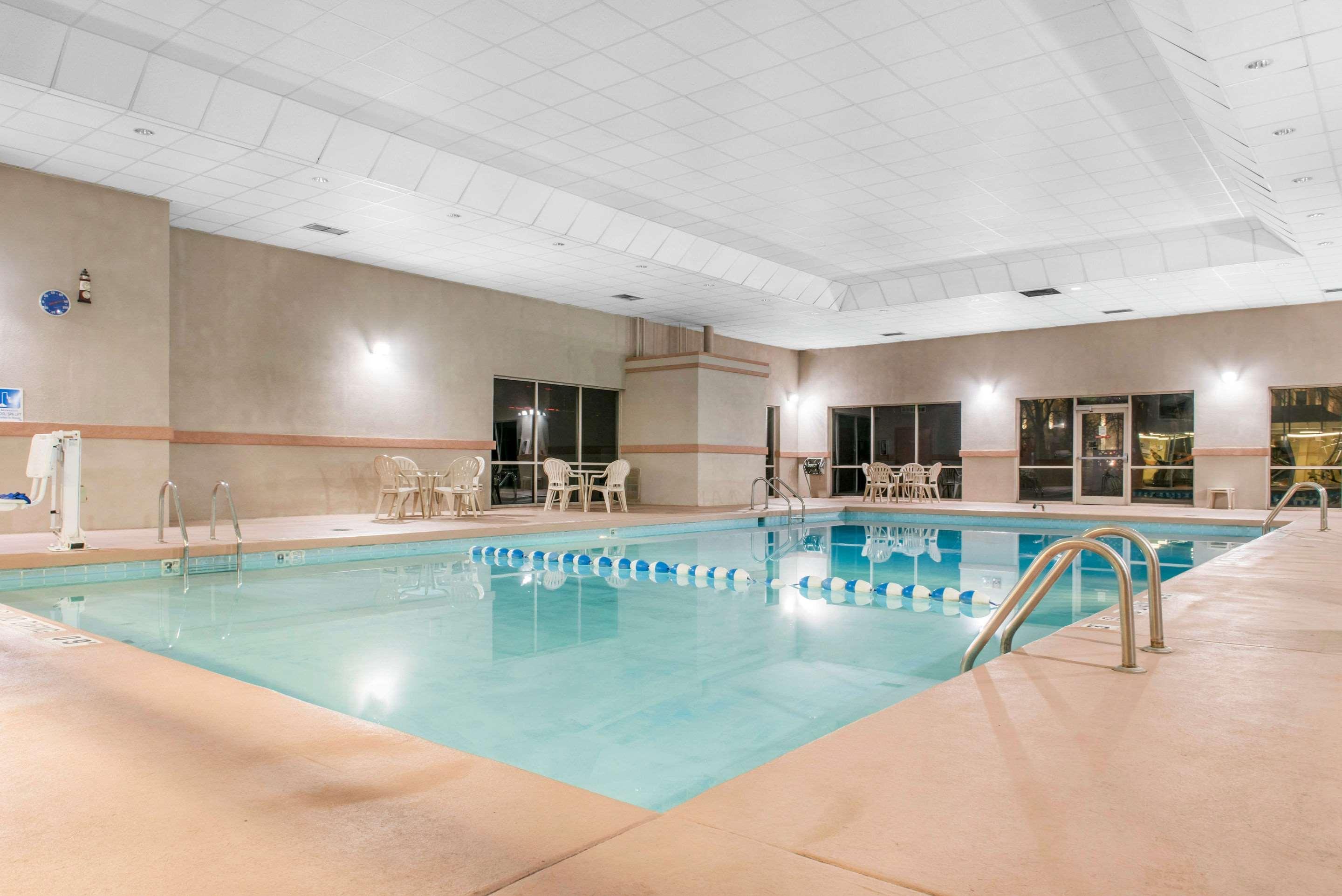 Clarion Inn Dayton Airport — photo 4
