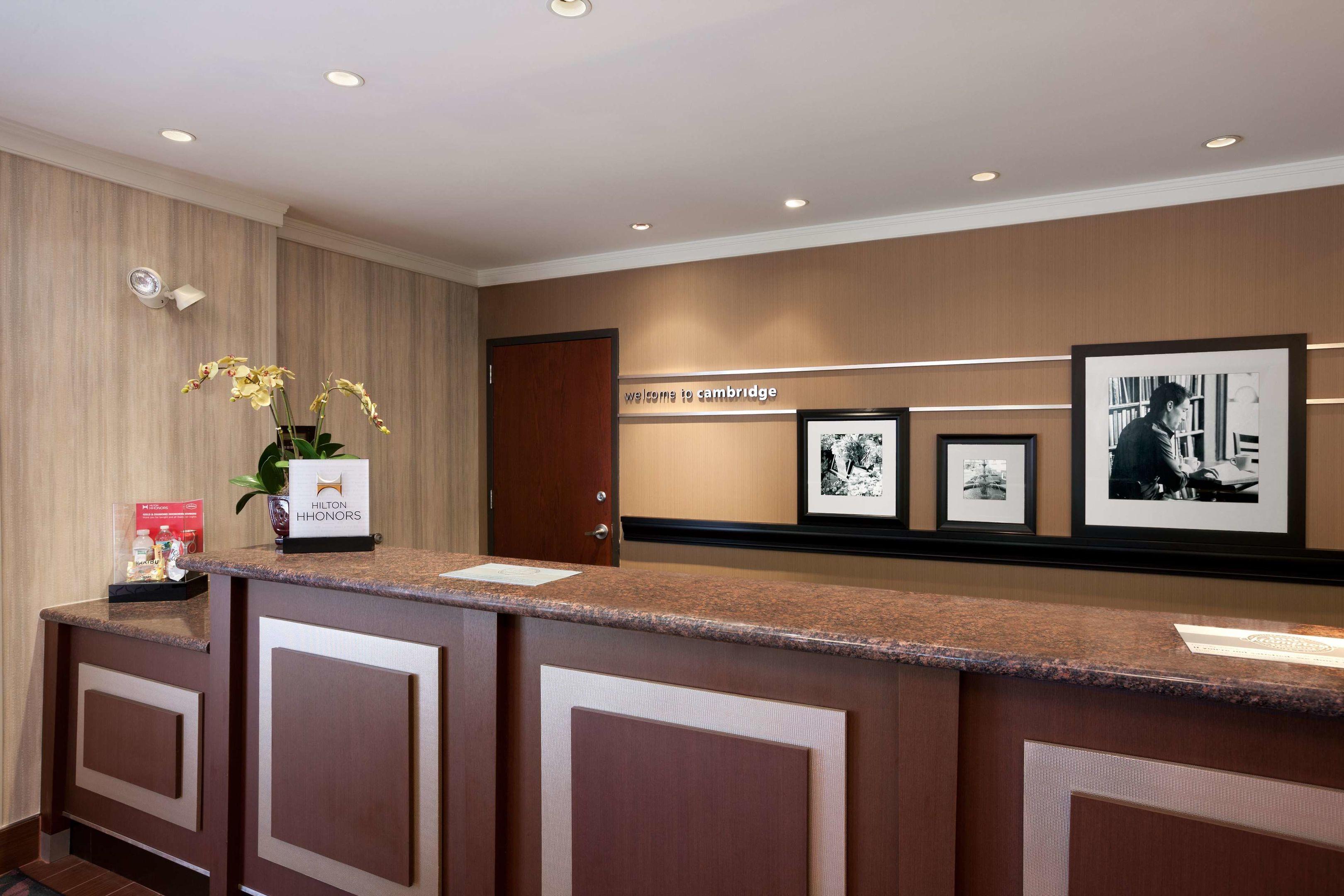 Hampton Inn Boston Cambridge — photo 5