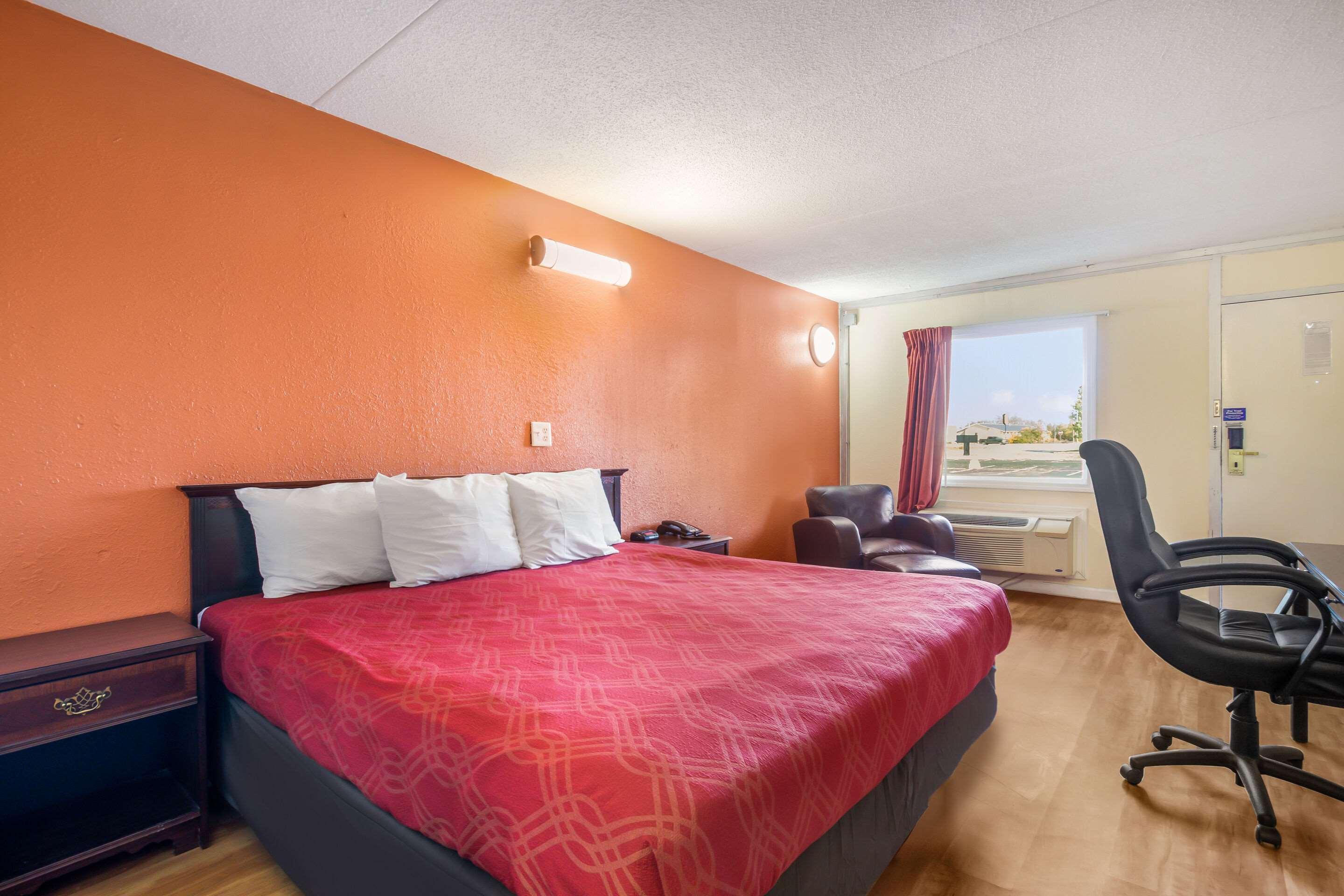 Econo Lodge — photo 5