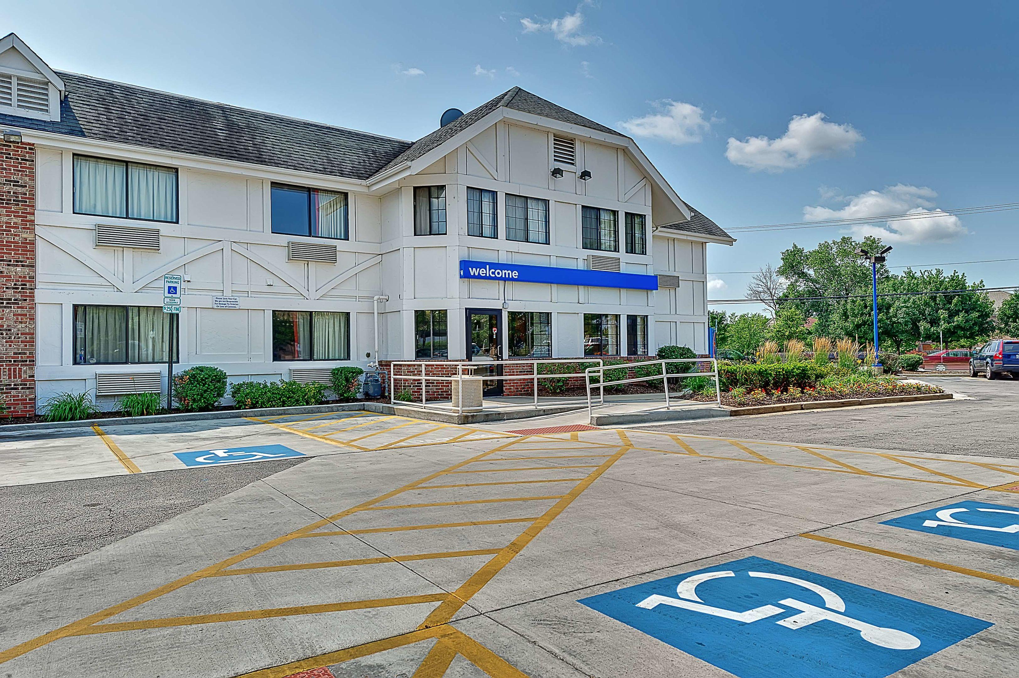 Motel 6 Chicago North - Glenview — photo 5