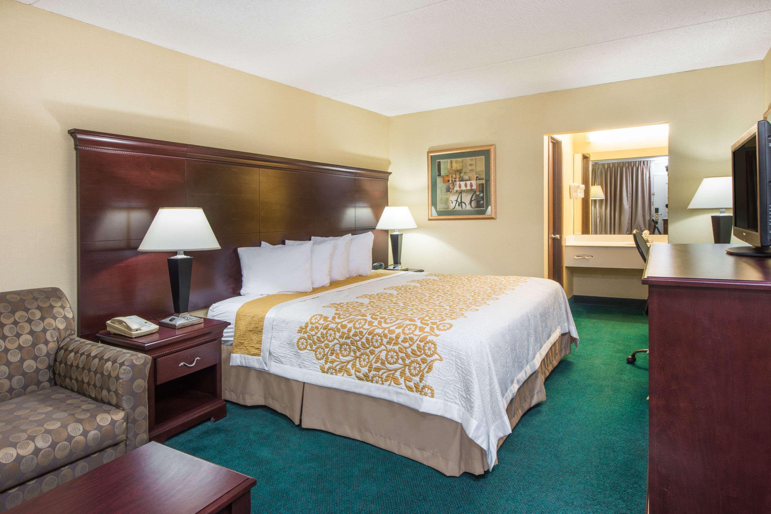 Days Inn by Wyndham Paducah — photo 5
