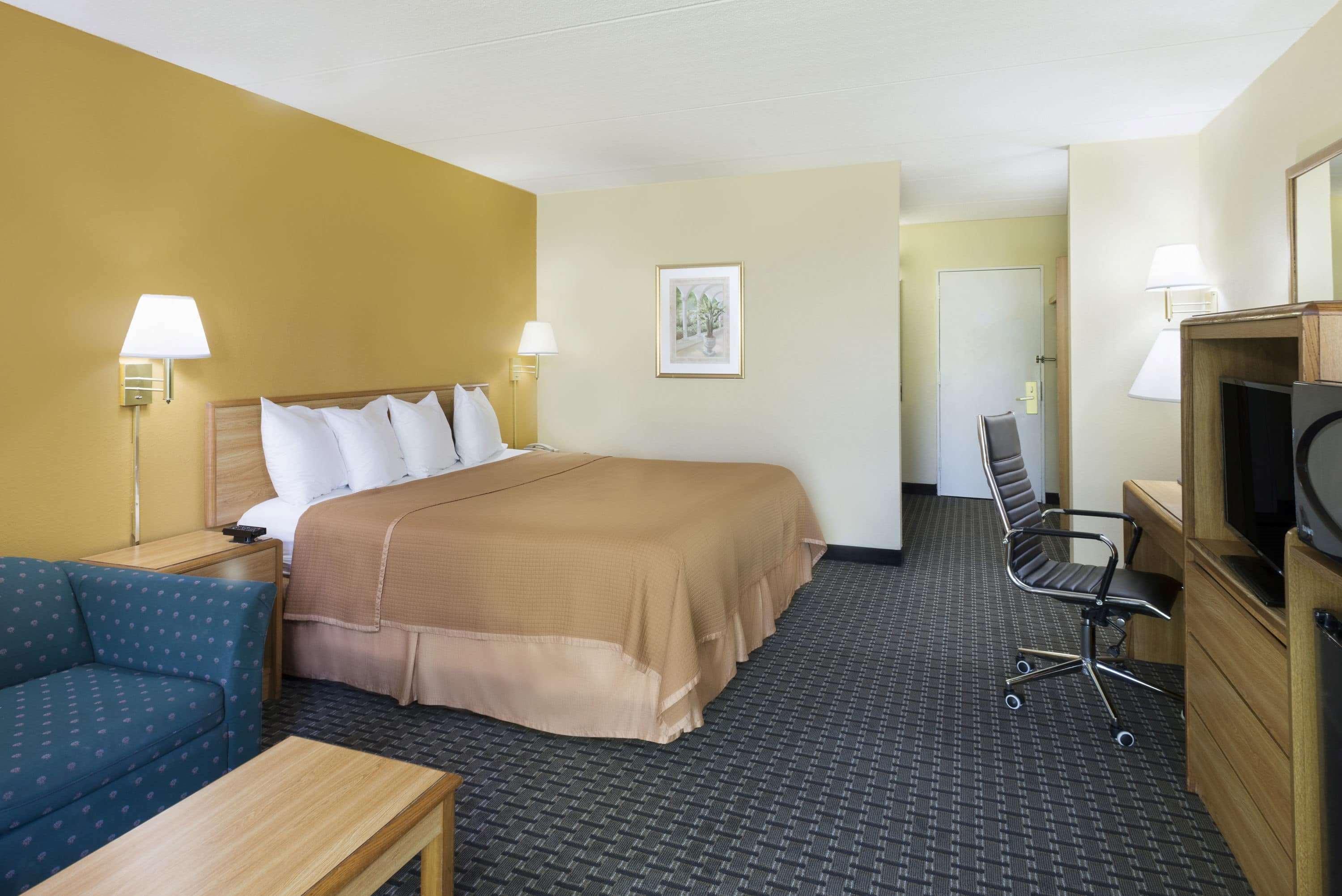 Howard Johnson Inn Newburgh — photo 5