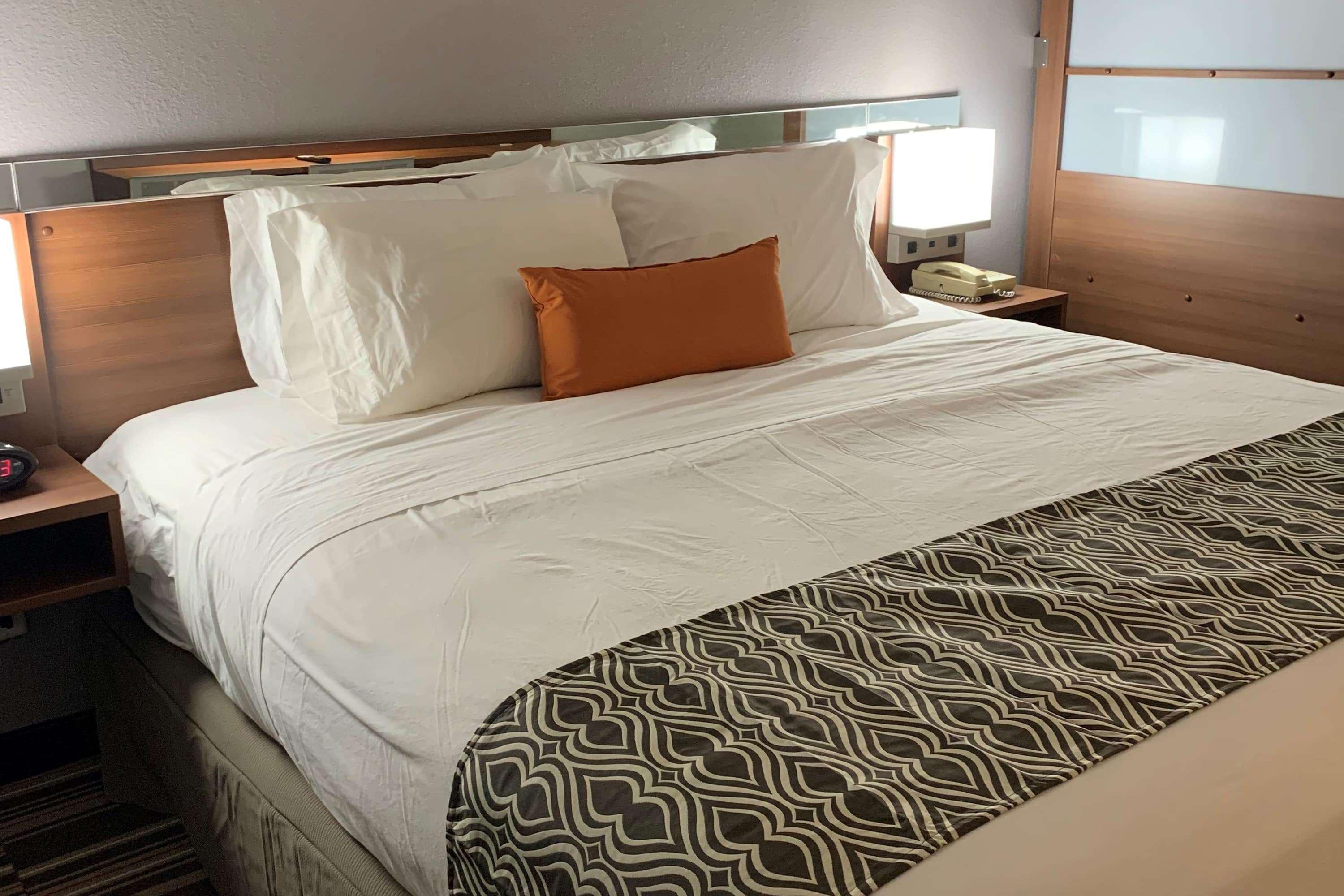 Americas Best Value Inn & Suites - Sunbury — photo 5