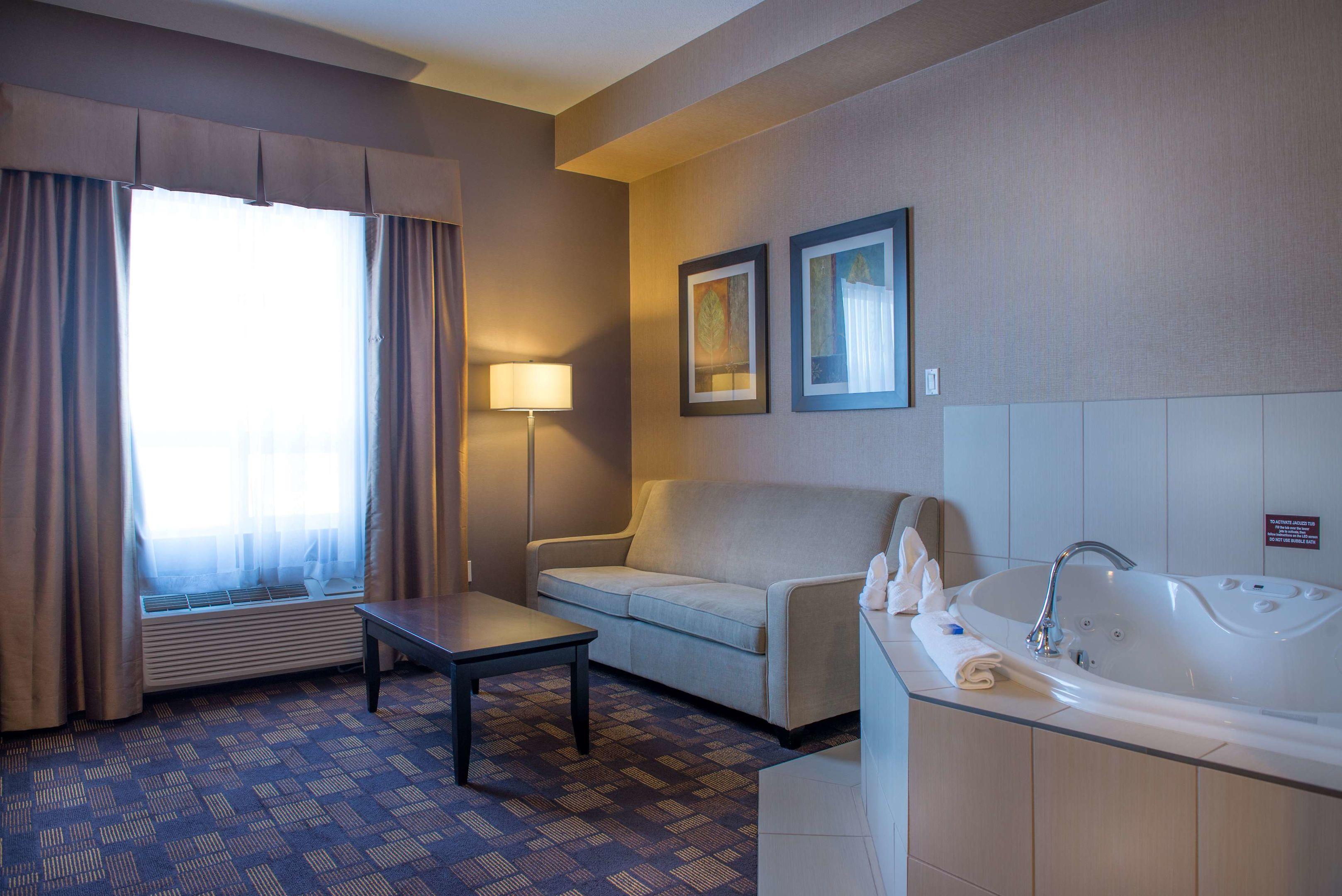Best Western Plus Fox Creek — photo 4
