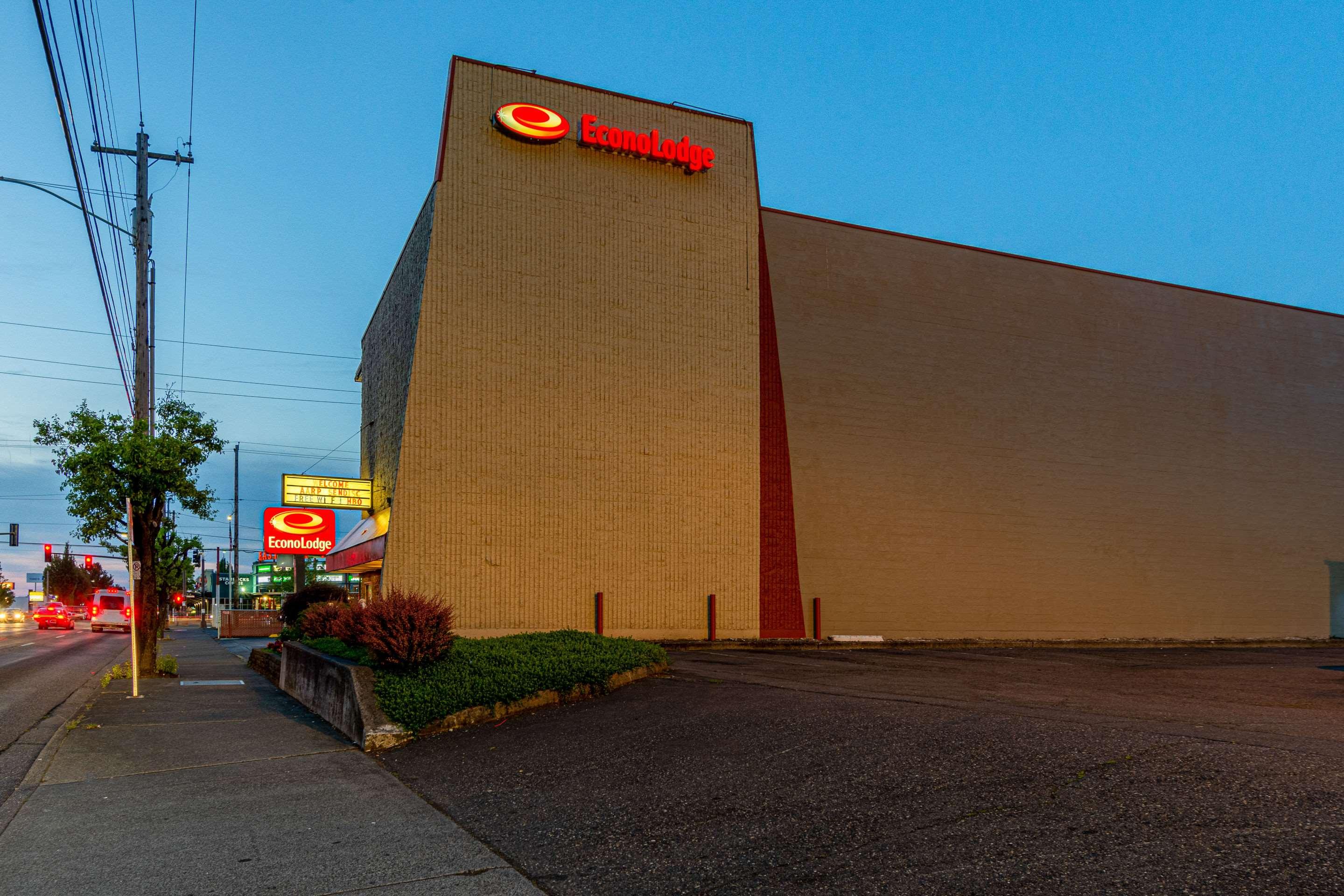 Econo Lodge Portland - I-205