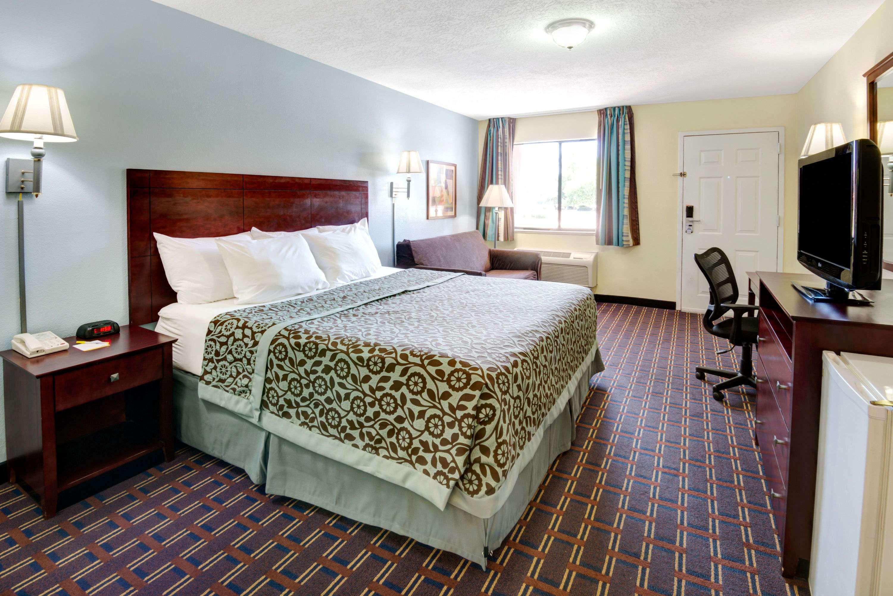 Days Inn Albuquerque West — photo 4