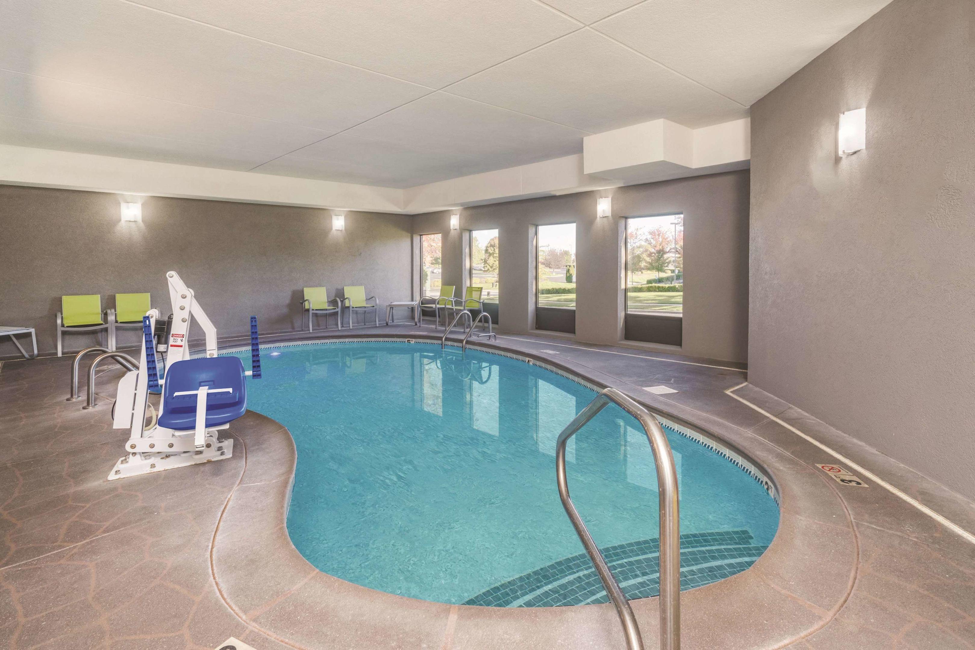 La Quinta Inn & Suites Louisville — photo 4