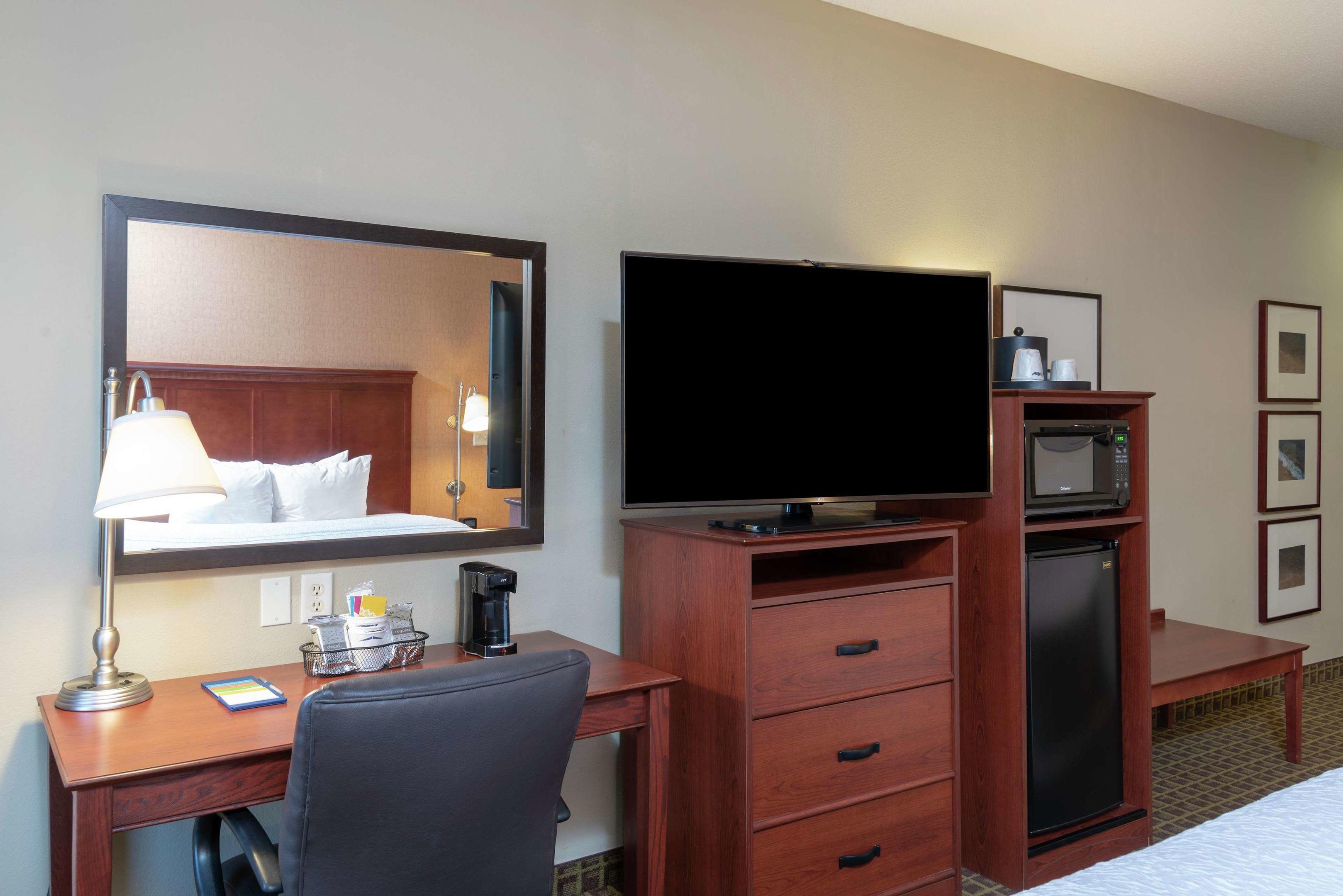 Hampton Inn & Suites Valparaiso — photo 4