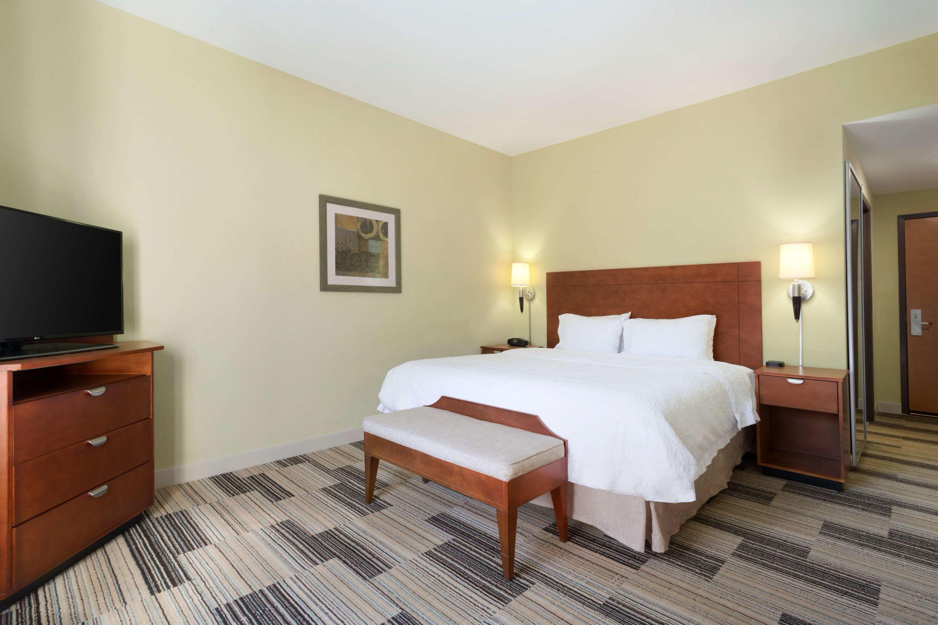 Hampton Inn & Suites Birmingham Airport Area — photo 4