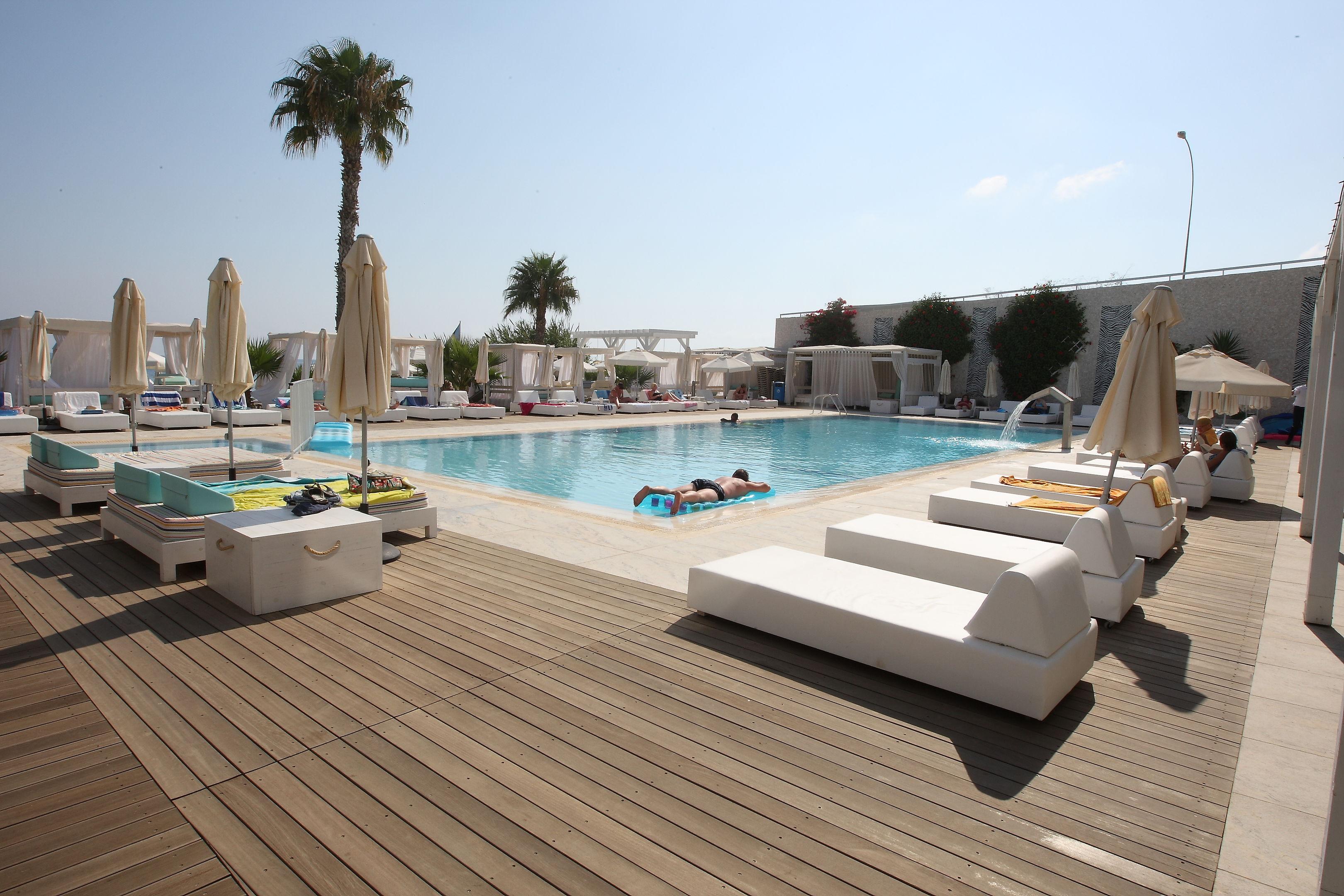 Silver Sands Beach Hotel — photo 4