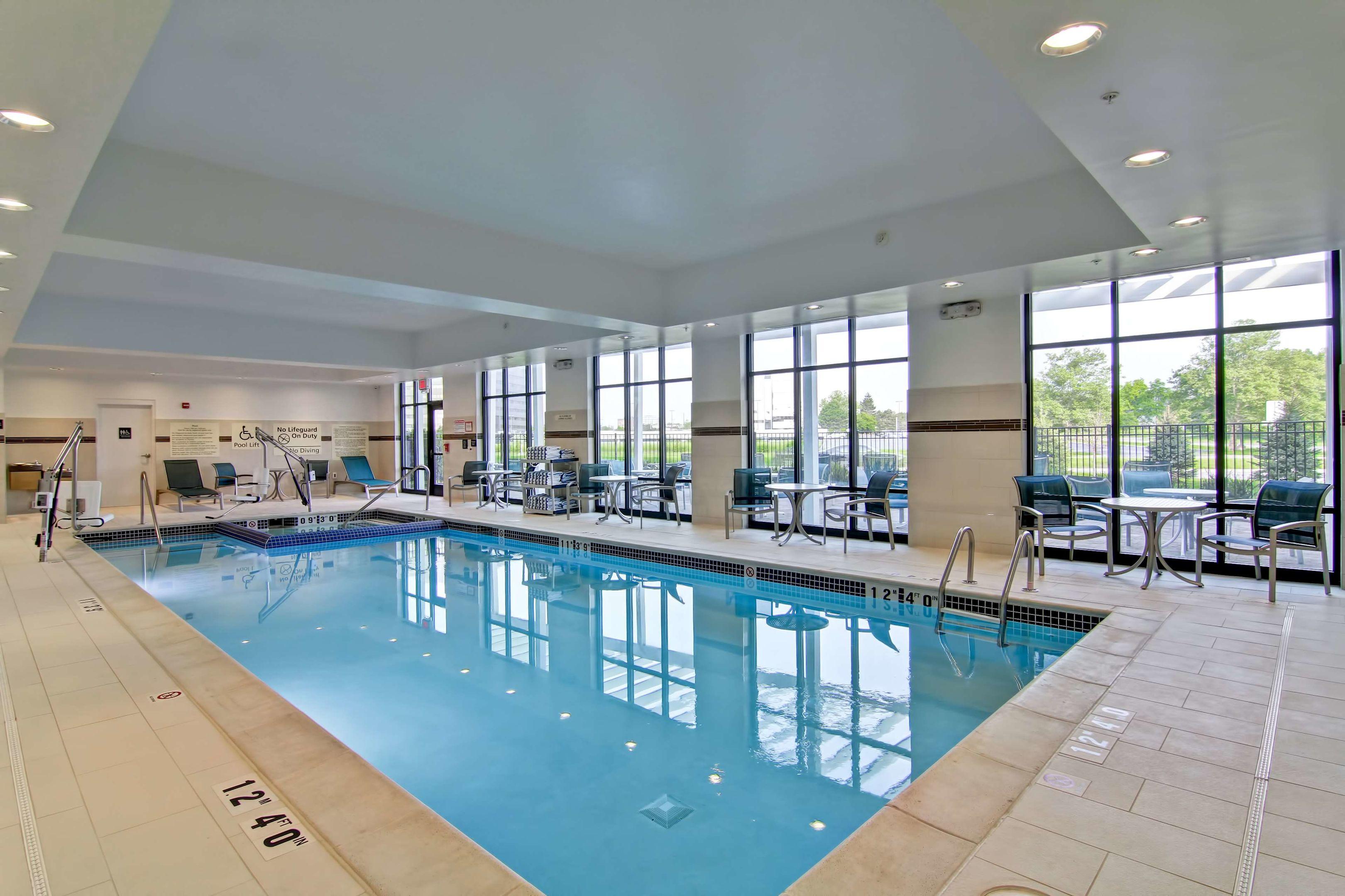 Hampton Inn And Suites Detroit Troy — photo 4