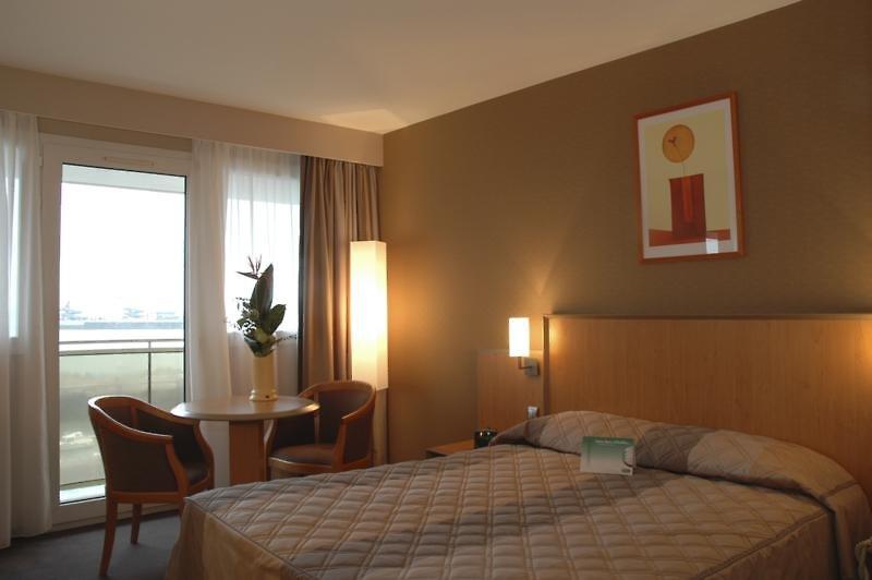Holiday Inn Calais — photo 4