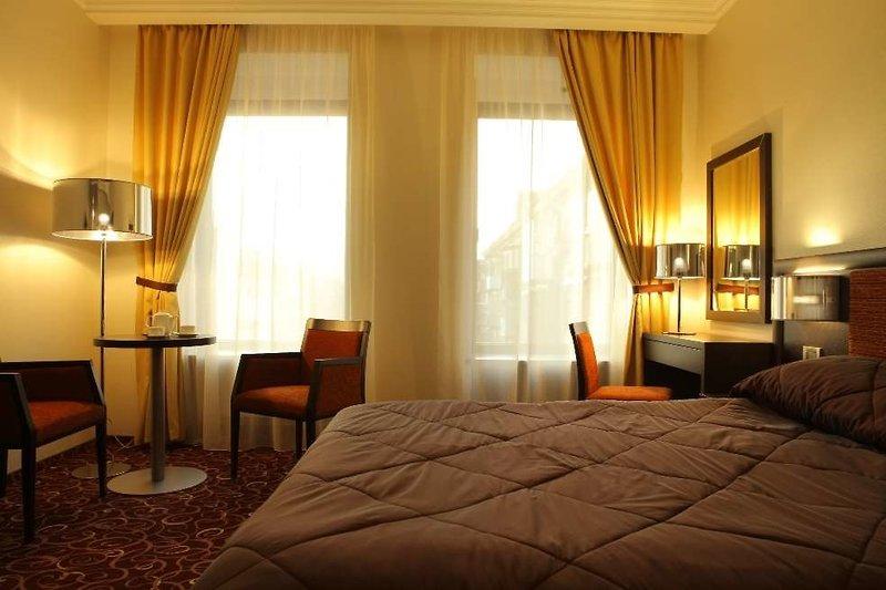 Menorah Hotel — photo 1