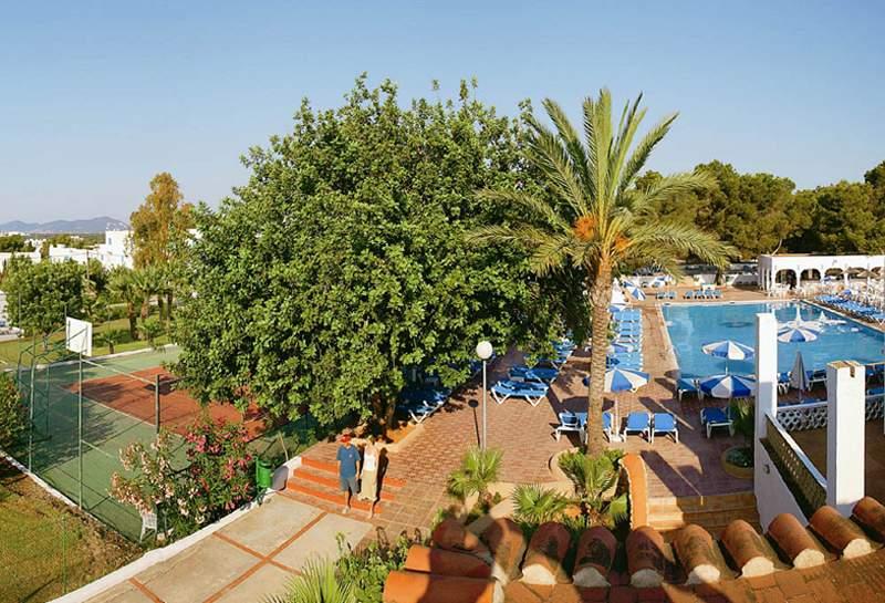 Cooee Cala Llenya Resort Ibiza — photo 4