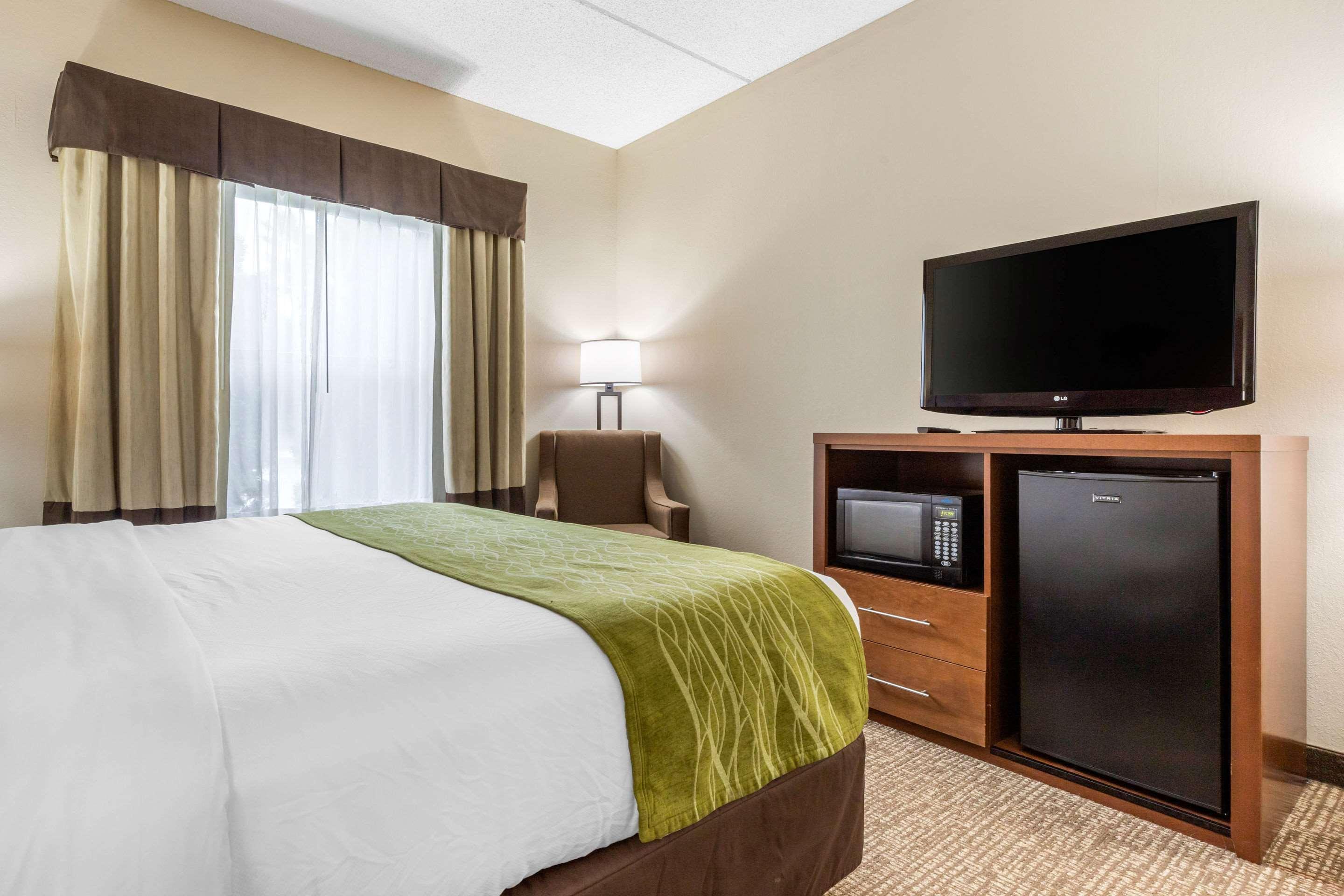 Comfort Inn Asheville Airport — photo 5