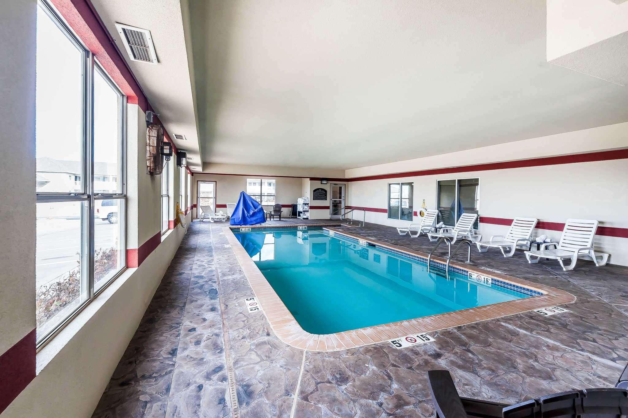 Comfort Suites Yukon - SW Oklahoma City — photo 5