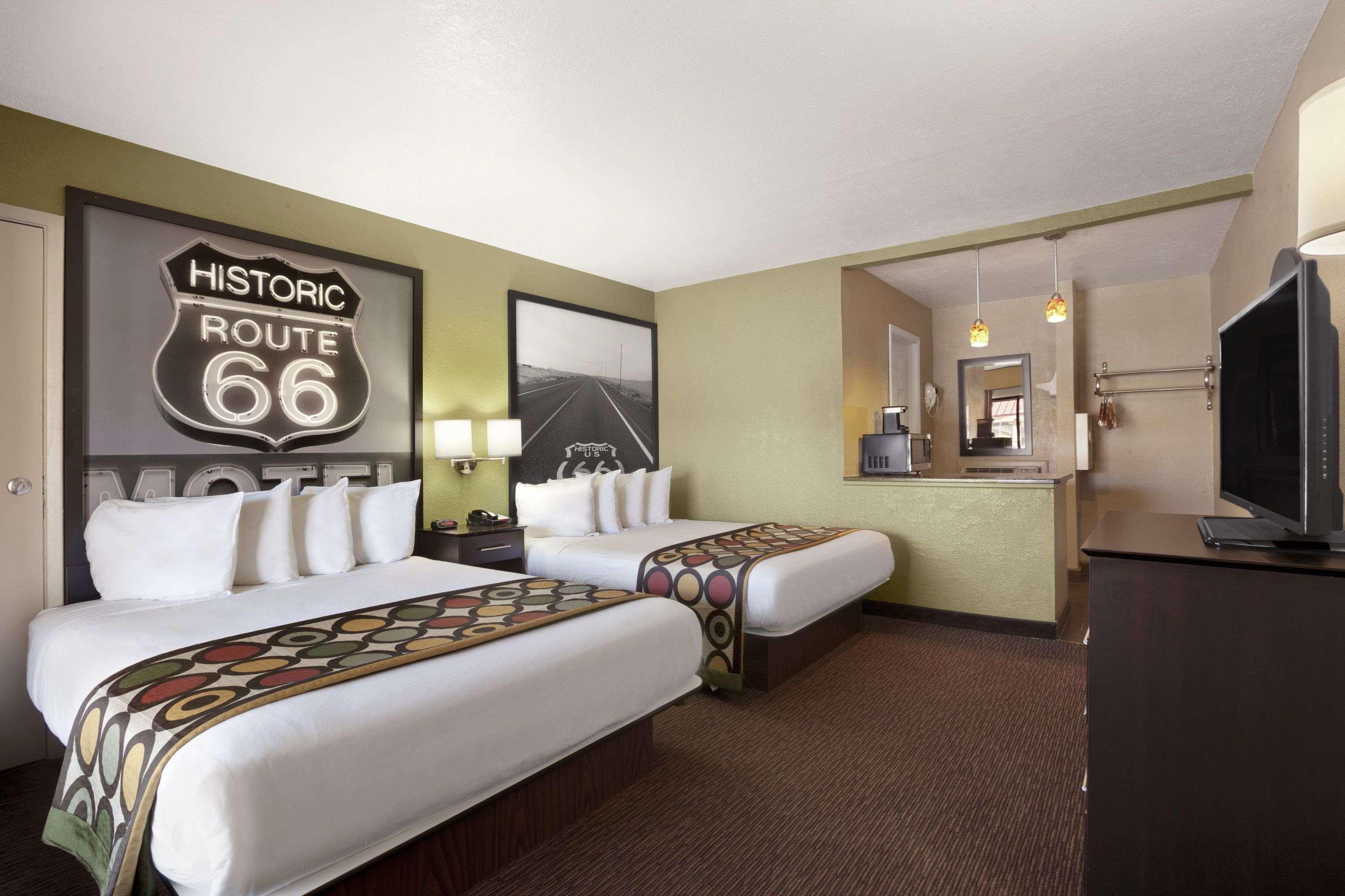 Super 8 by Wyndham NAU/Downtown Conference Center — photo 4