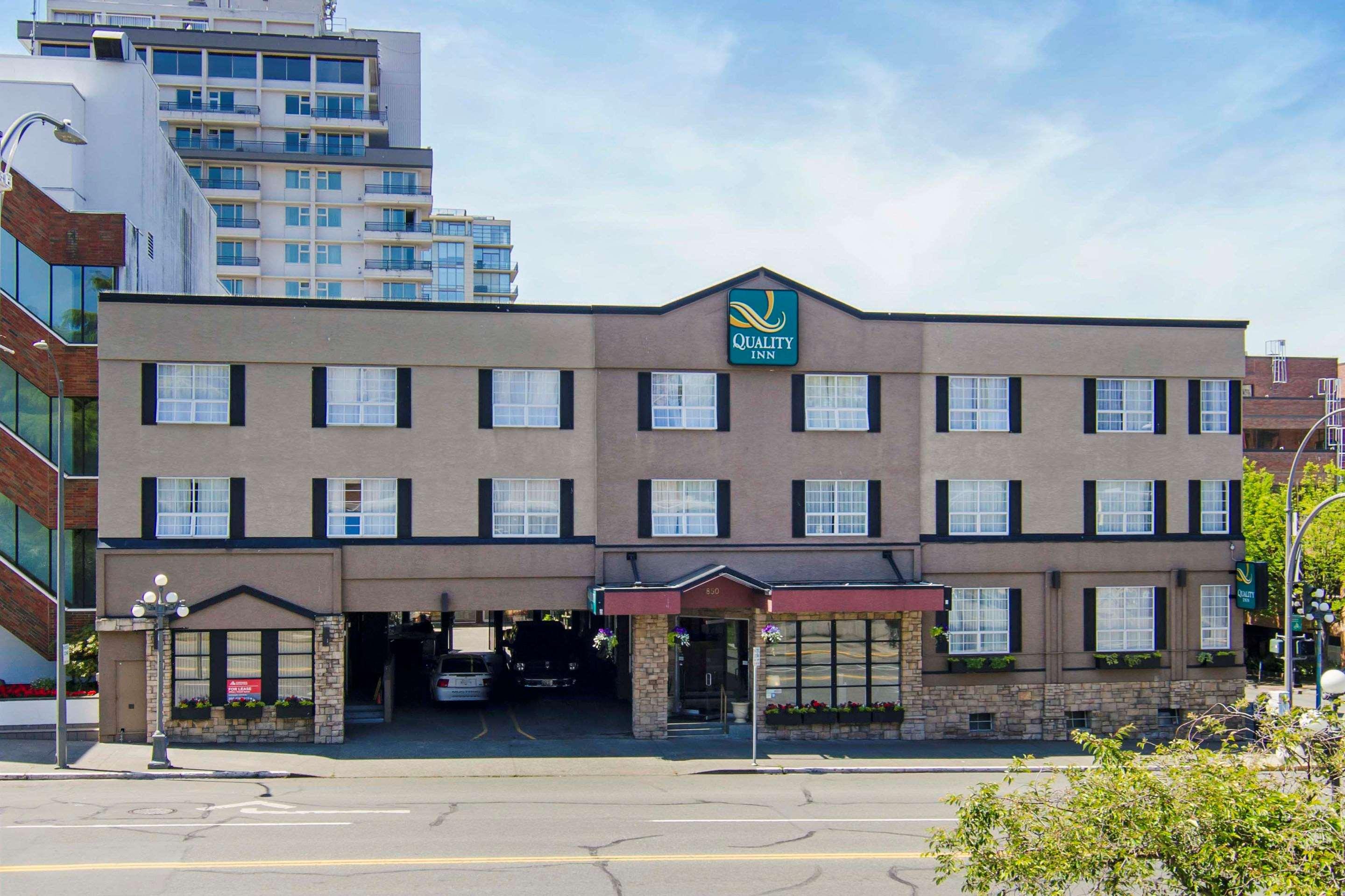 Quality Inn Downtown Inner Harbour — photo 5