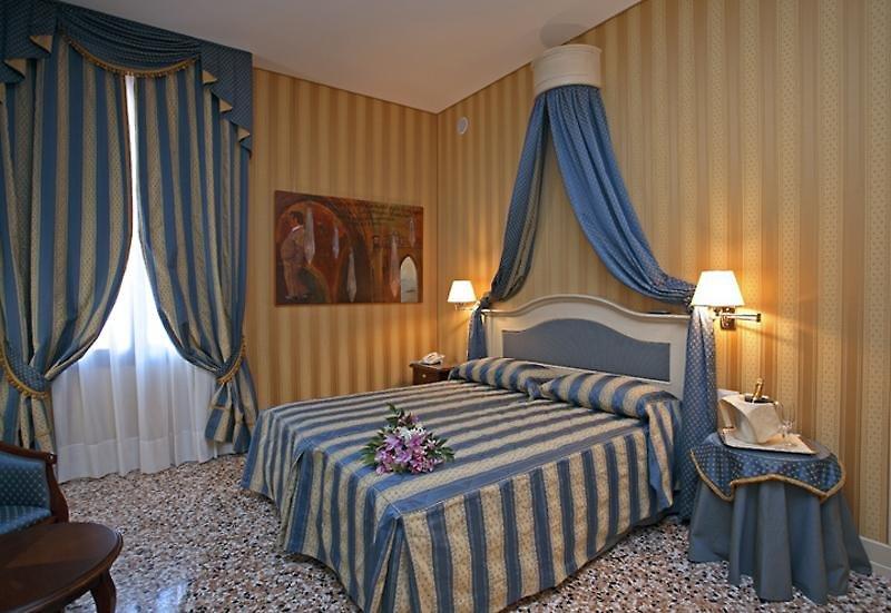 Bella Venezia — photo 5