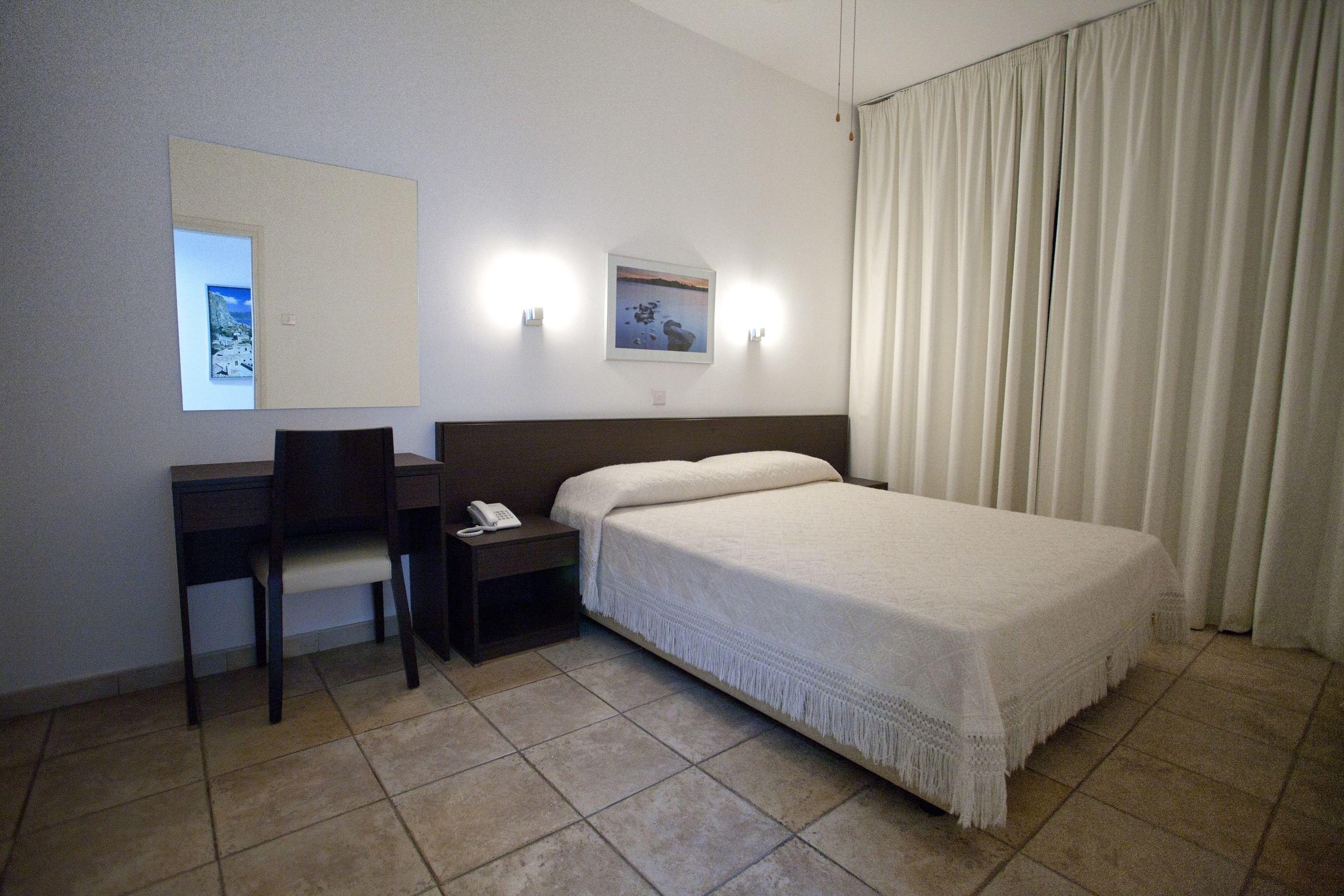 Costantiana Beach Hotel Apartments — photo 4