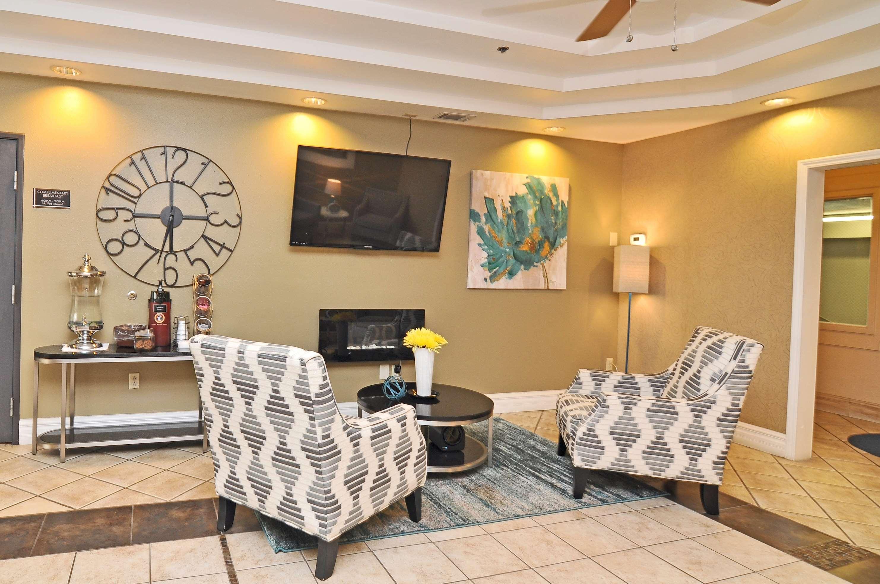 Best Western Topeka Inn & Suites — photo 4