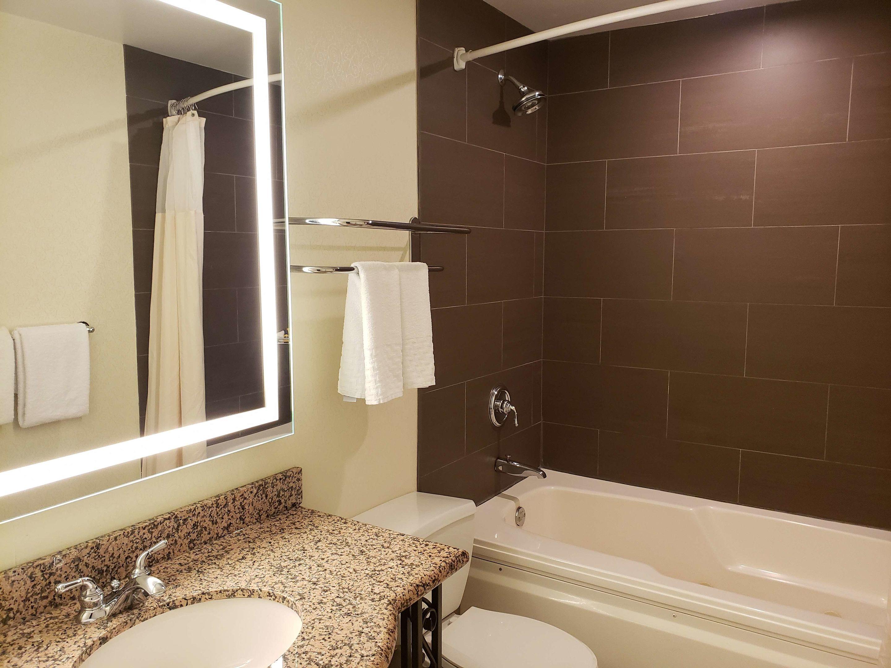 Best Western Plus Hawthorne Terrace Hotel — photo 4