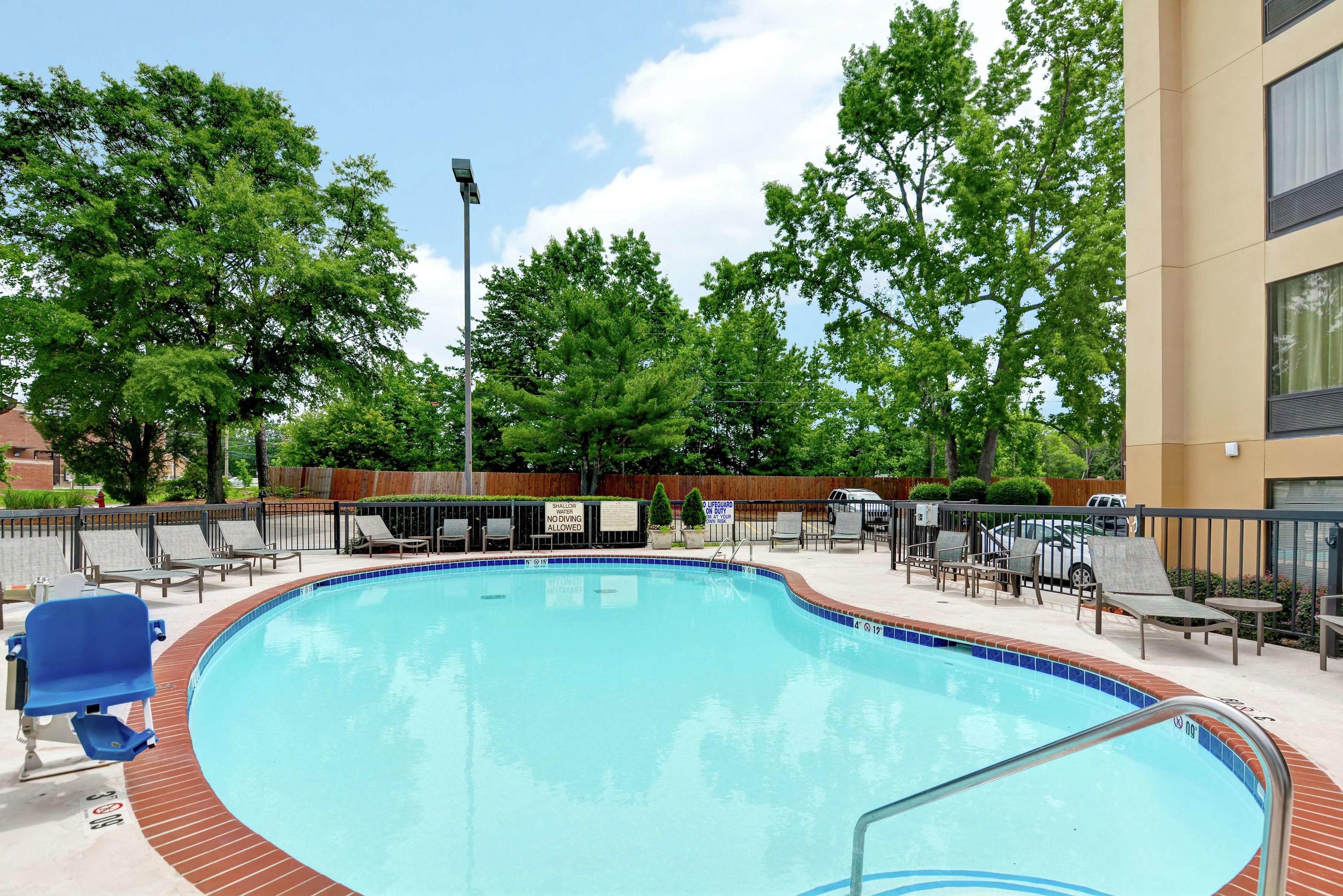 Hampton Inn Columbia-I-26 Airport — photo 3