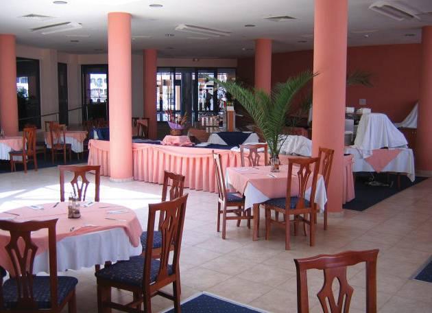 Marlin Beach Hotel — photo 4