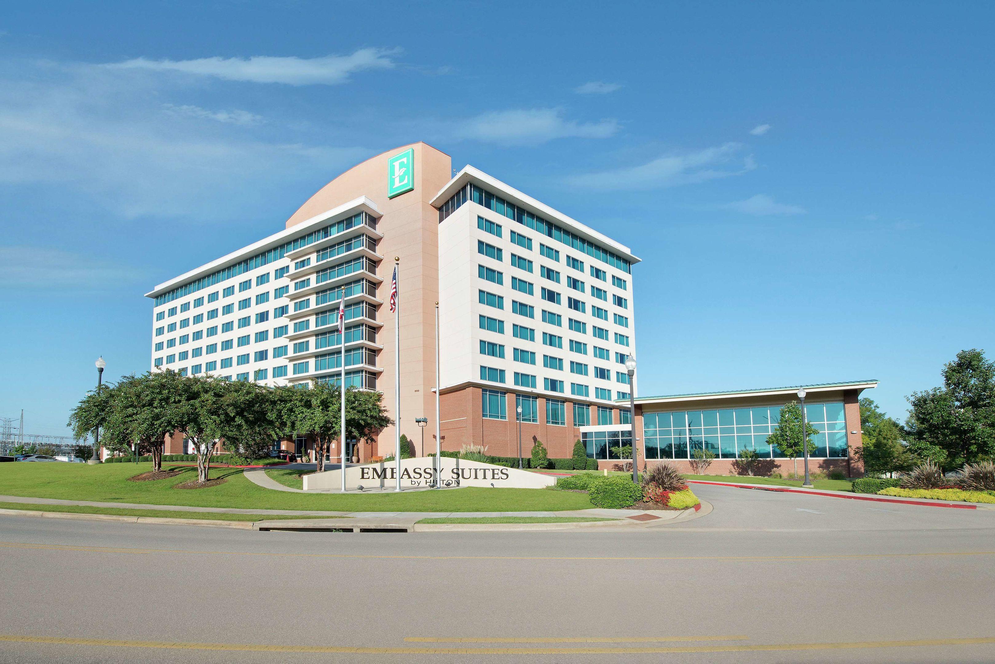 Embassy Suites Huntsville Hotel & Spa — photo 3