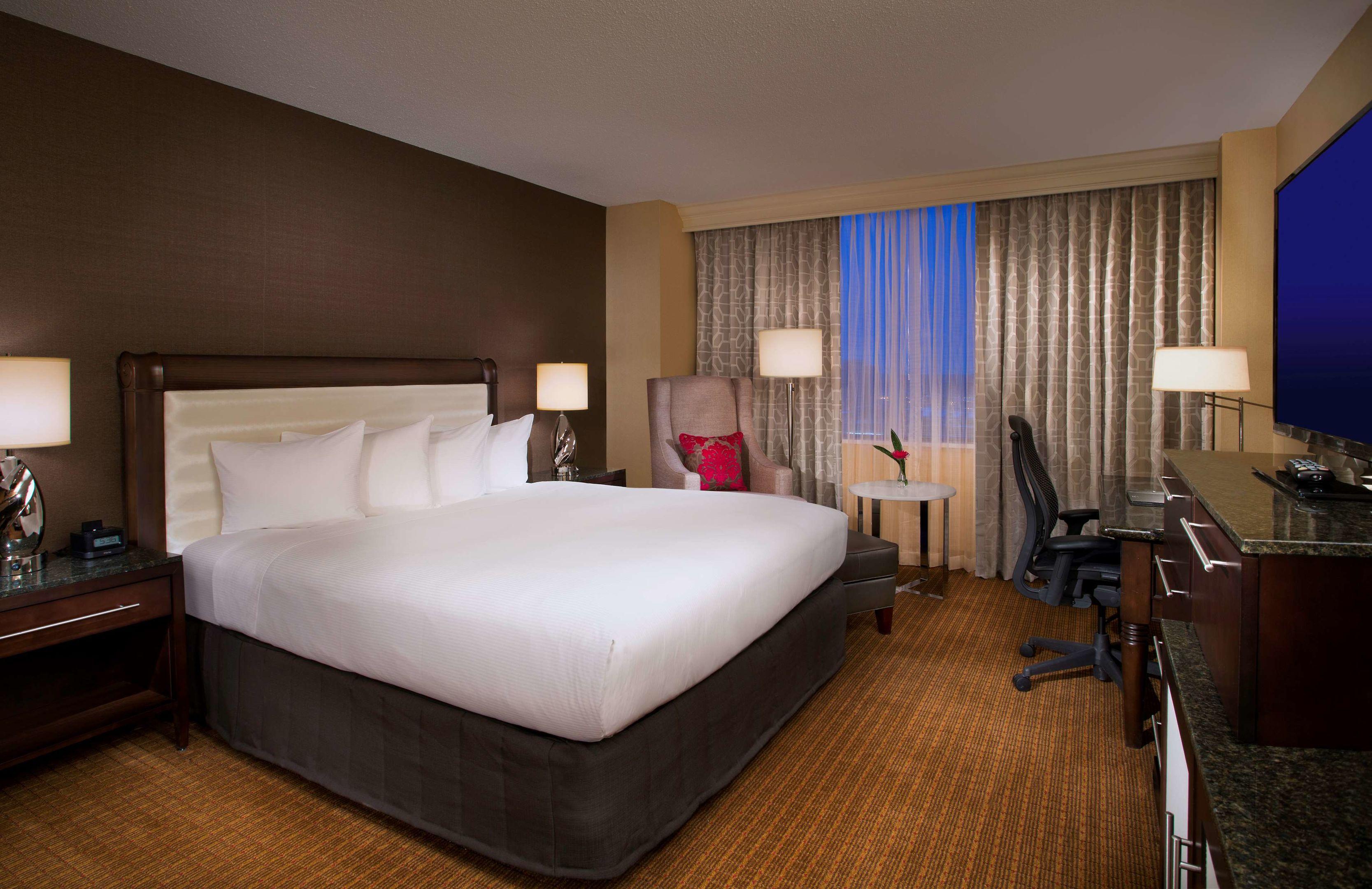 Hilton Minneapolis — photo 3