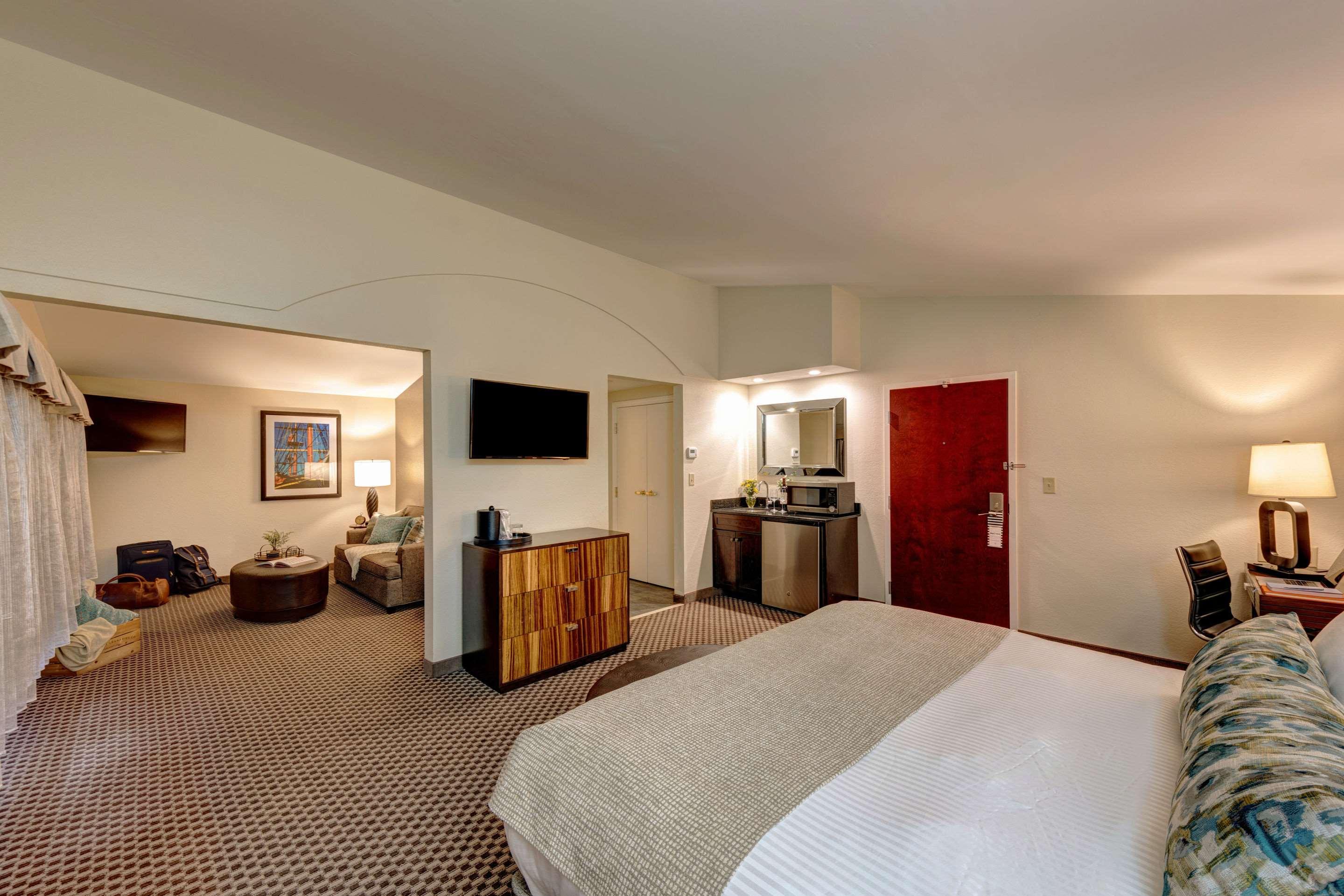 The Garrison Hotel — photo 4