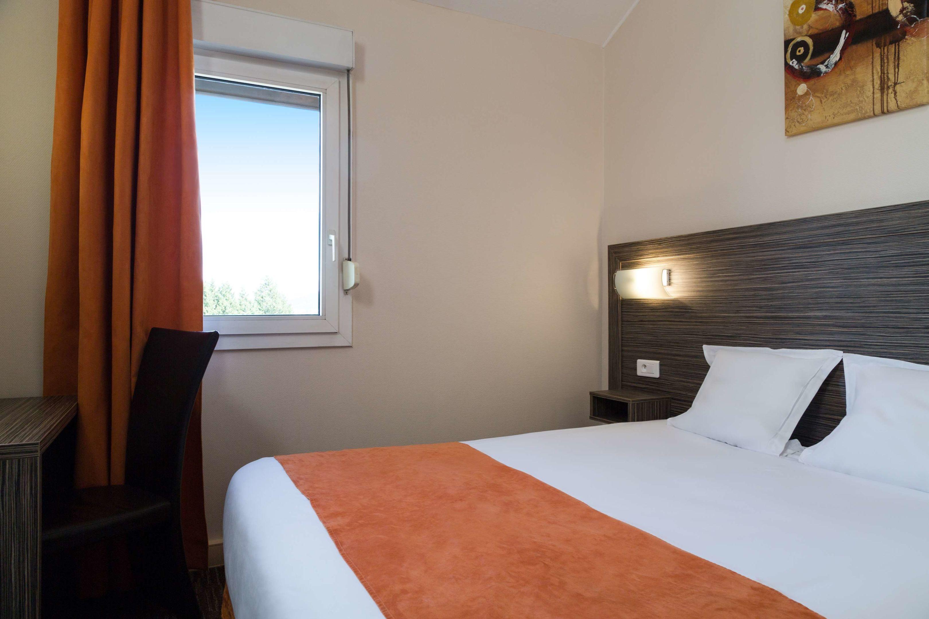 Hotel The Originals Saint-Etienne Sud L'Acropole — photo 4