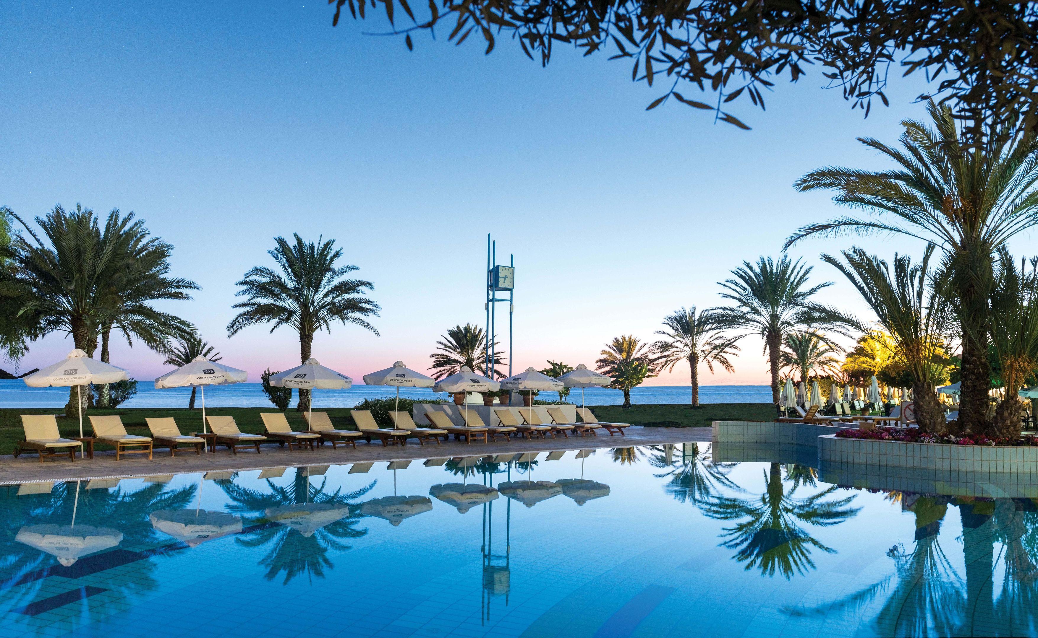 Constantinou Bros Athena Royal Beach Hotel — photo 4