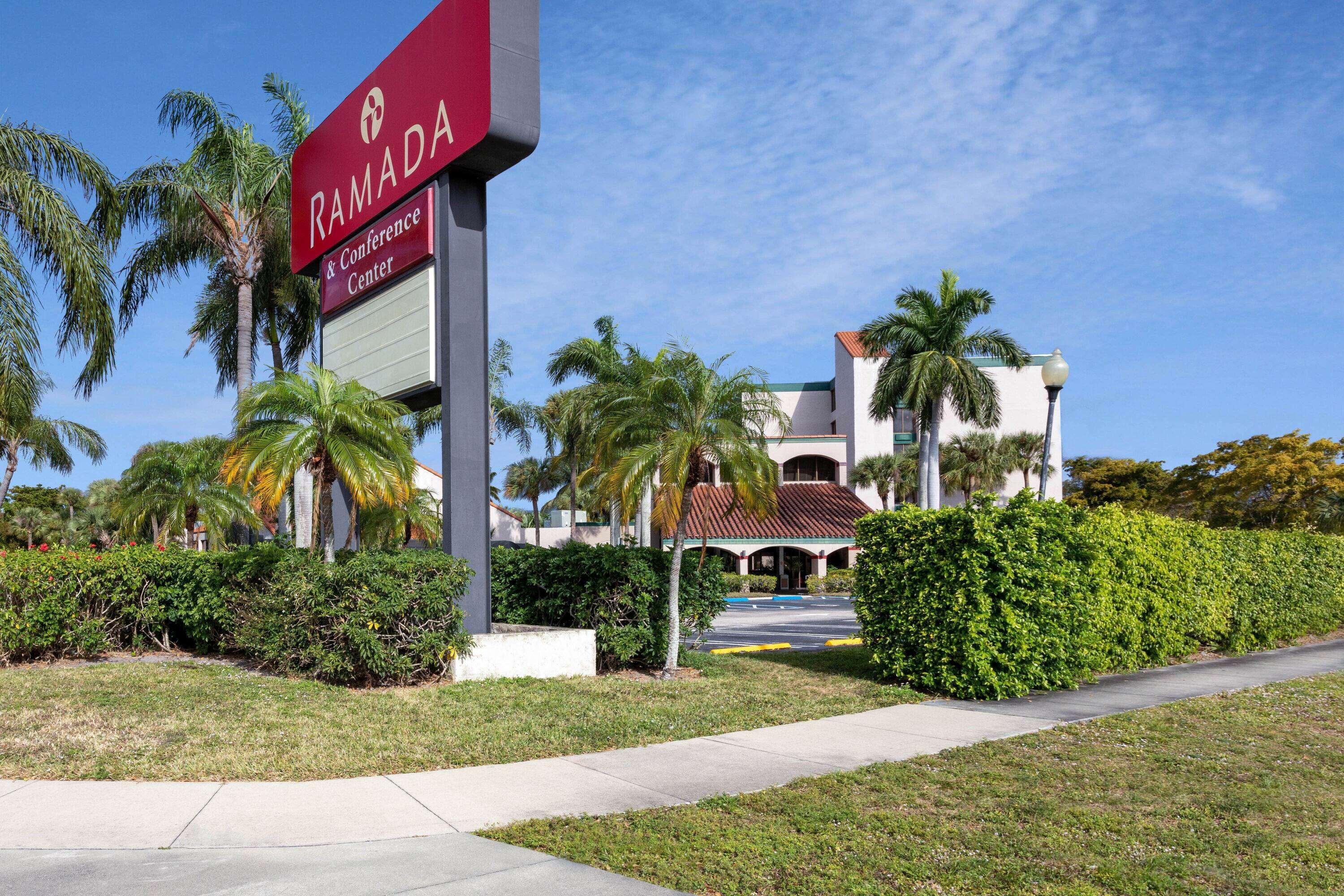 Ramada by Wyndham West Palm Beach Airport — photo 5