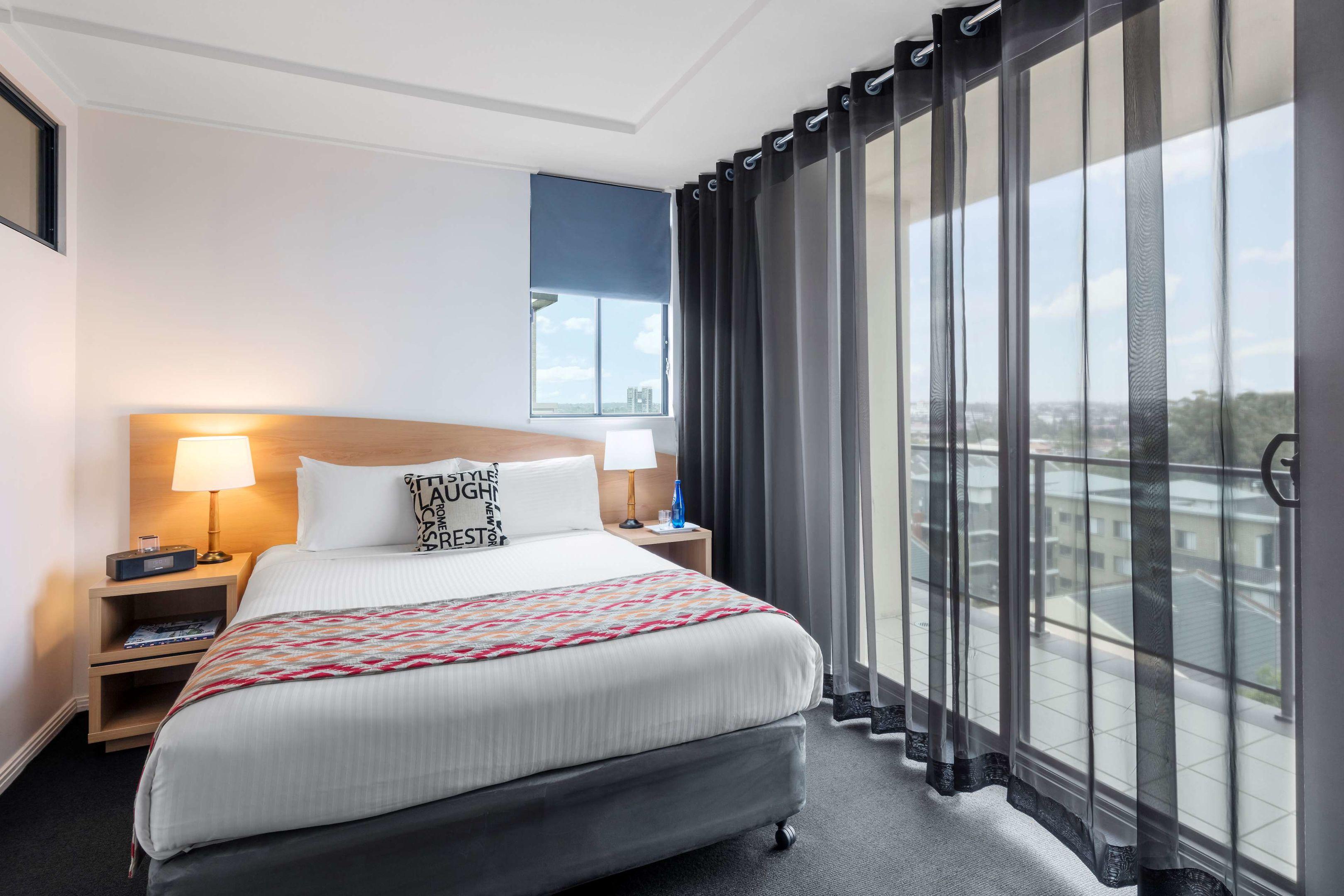 Nesuto Parramatta Sydney Apartment Hotel — photo 5