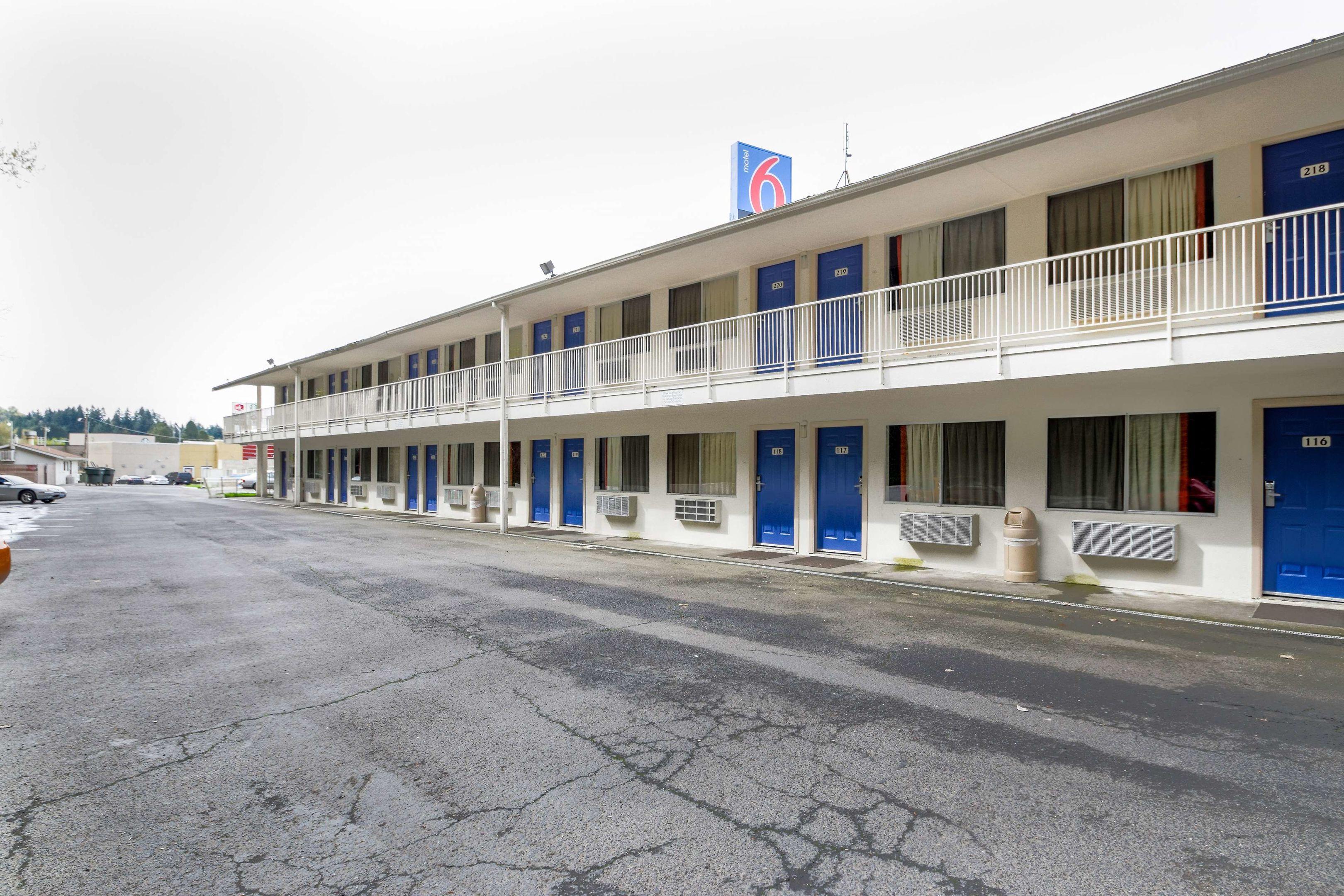 Motel 6 Kelso - Mount St Helens — photo 5