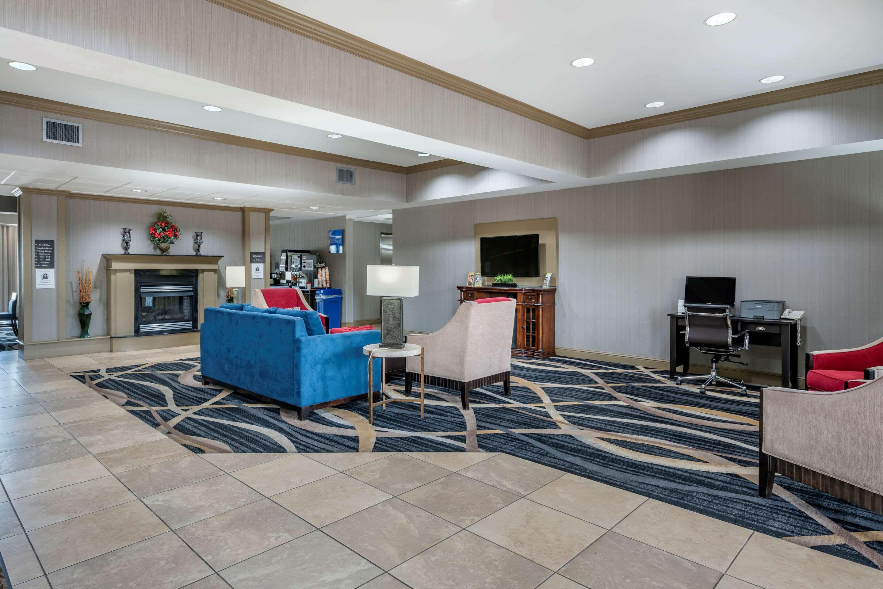 Comfort Inn Sullivan — photo 5