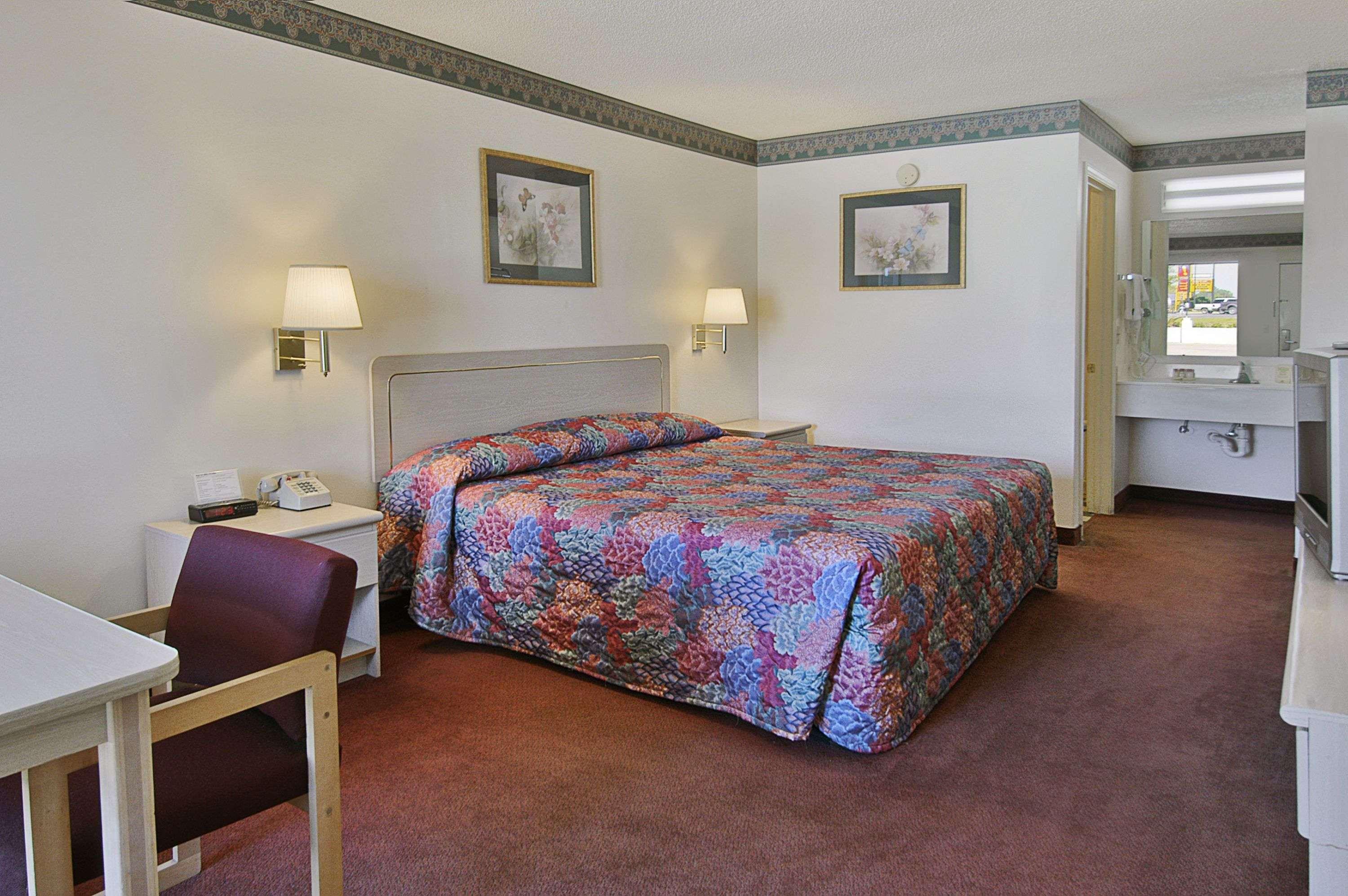 Days Inn Chipley — photo 4