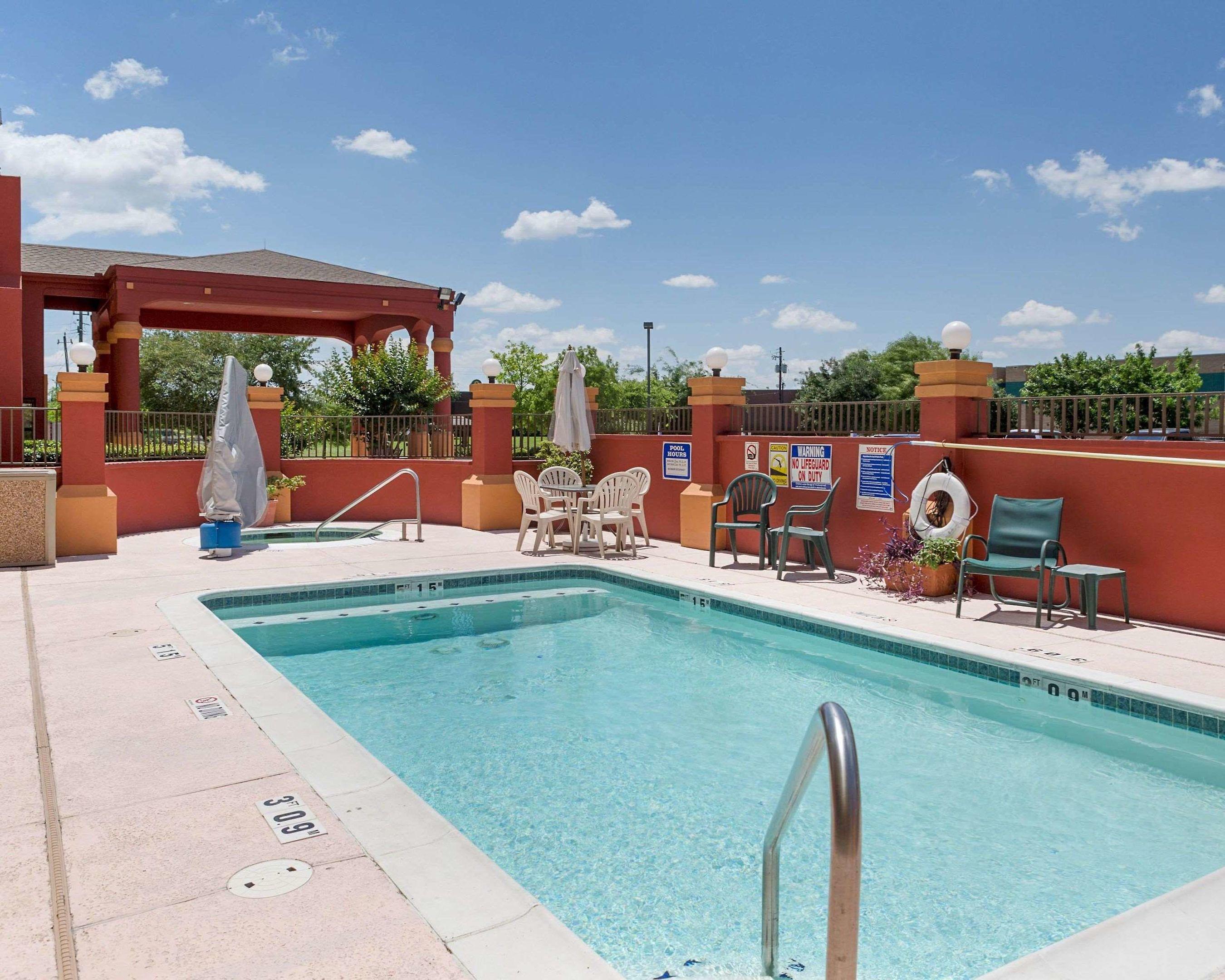Comfort Suites La Porte — photo 5