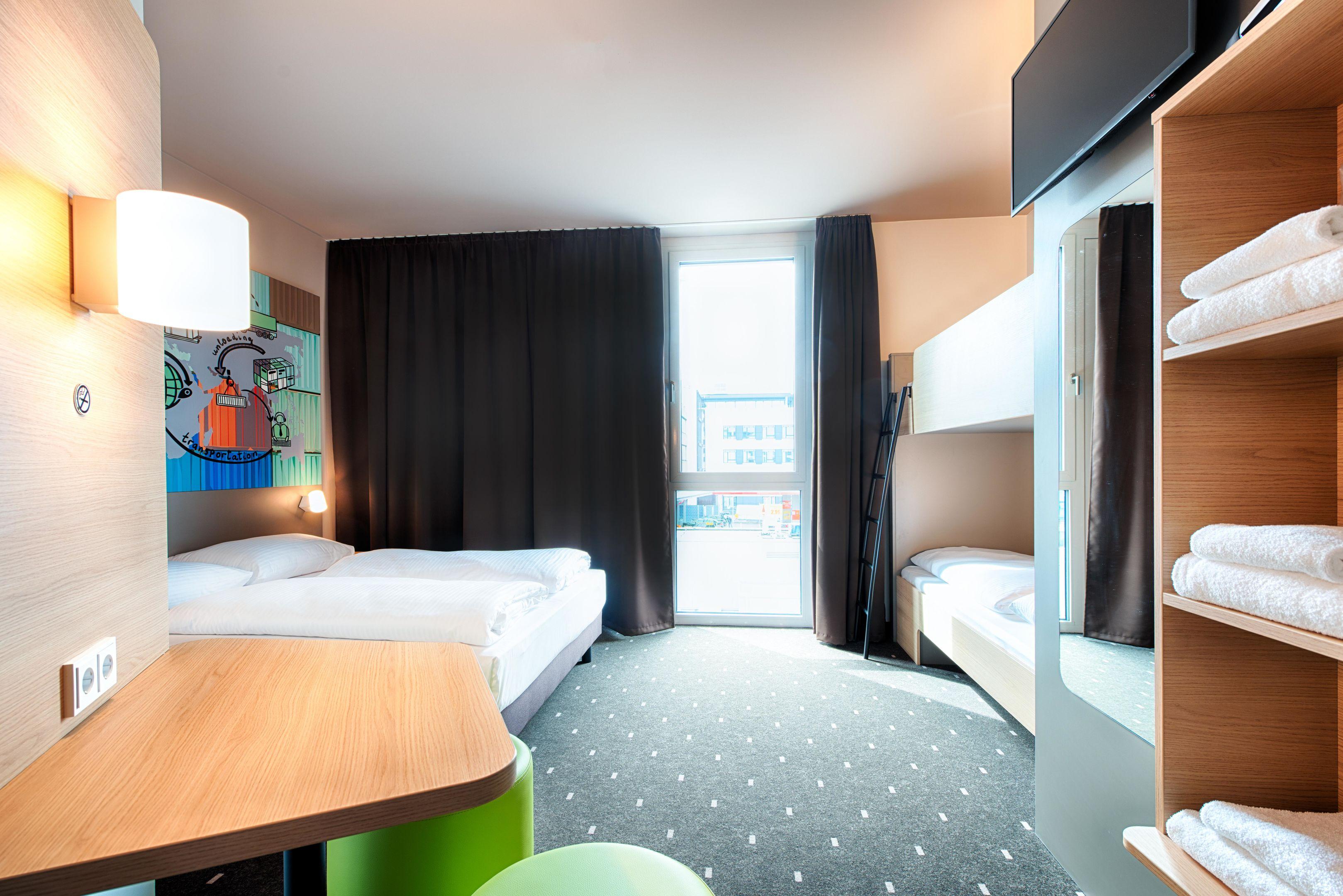 B&B Hotel Stuttgart-Neckarhafen — photo 4