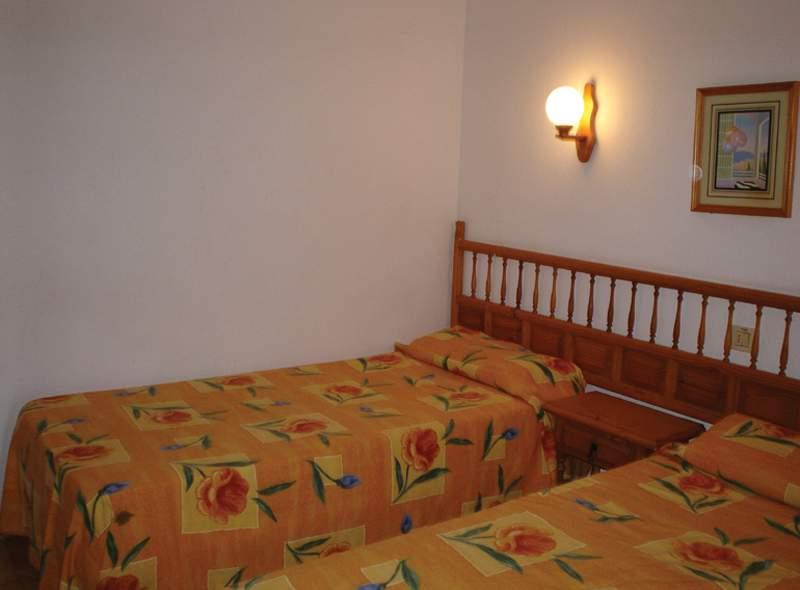 Los Gracioseros — photo 5