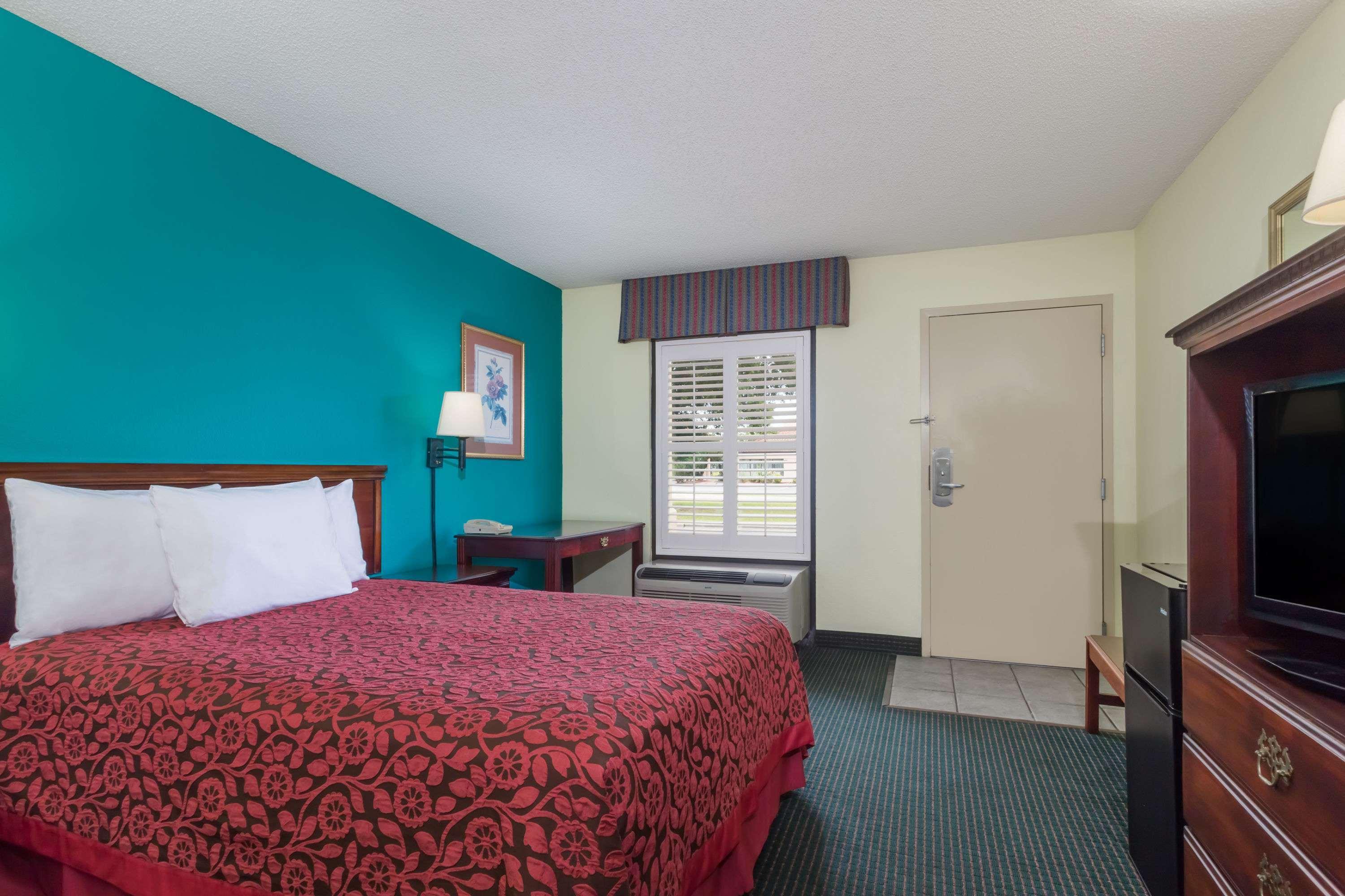 Days Inn Marianna — photo 3