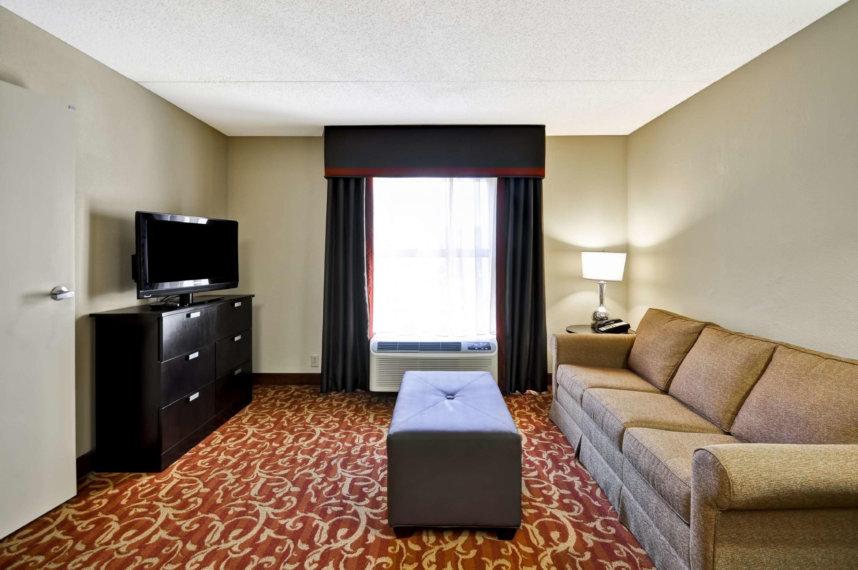 Hampton Inn & Suites Memphis Shady Grove — photo 5